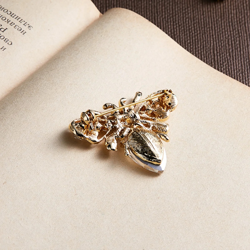 White Crystal Bee Brooch Pin – Rhinestone Gold Tone Insect Jewelry Summer Gift