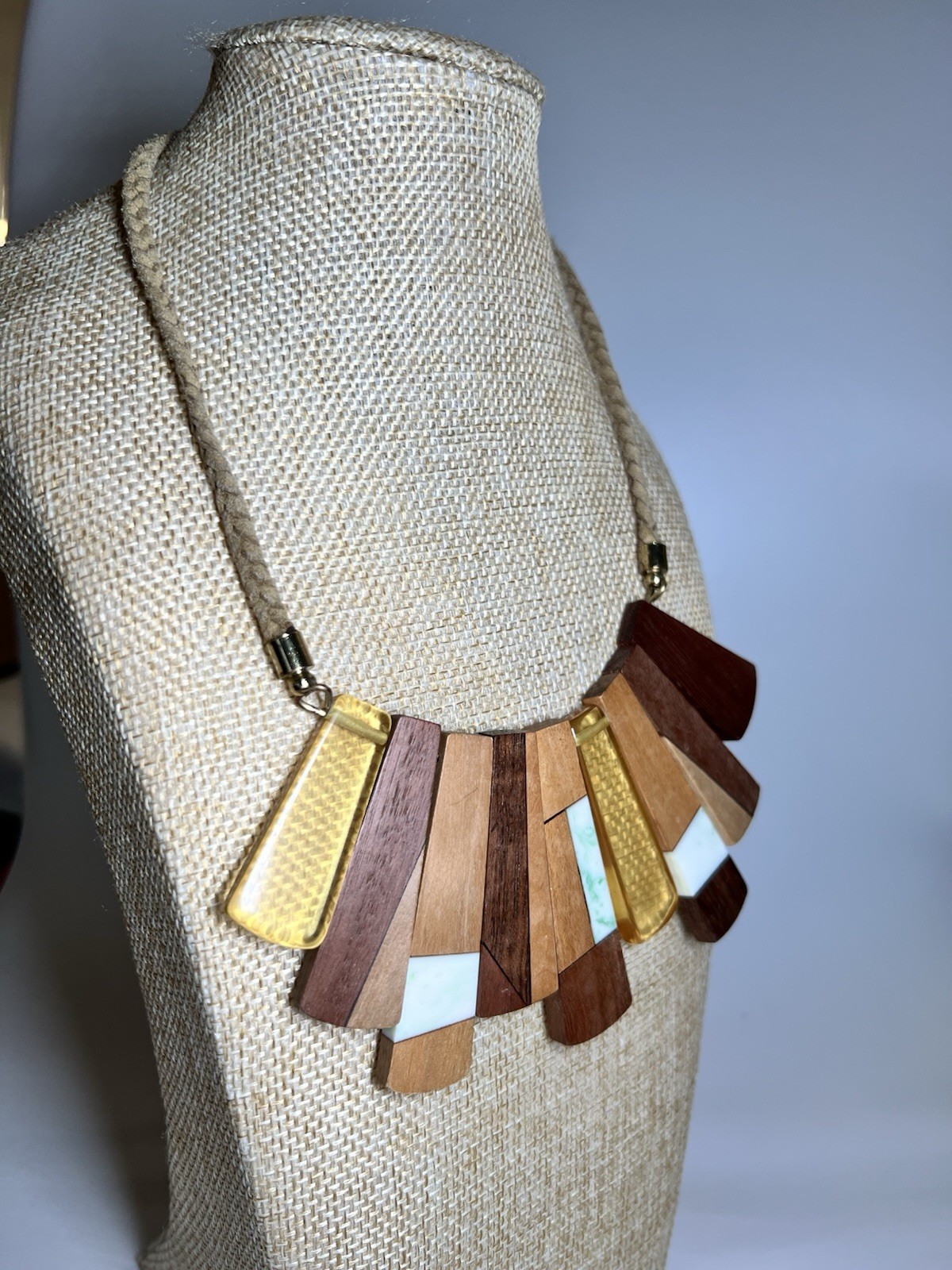Noonday collection del rey wood tiles lucite boho 2017 bib style necklace