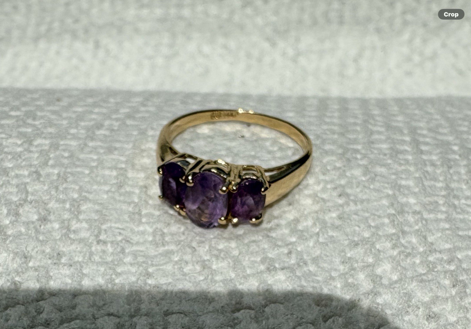 14K Plumb Gold Natural 3-Stone Amethyst Oval Trilogy Ring size 6.75, 3 grams