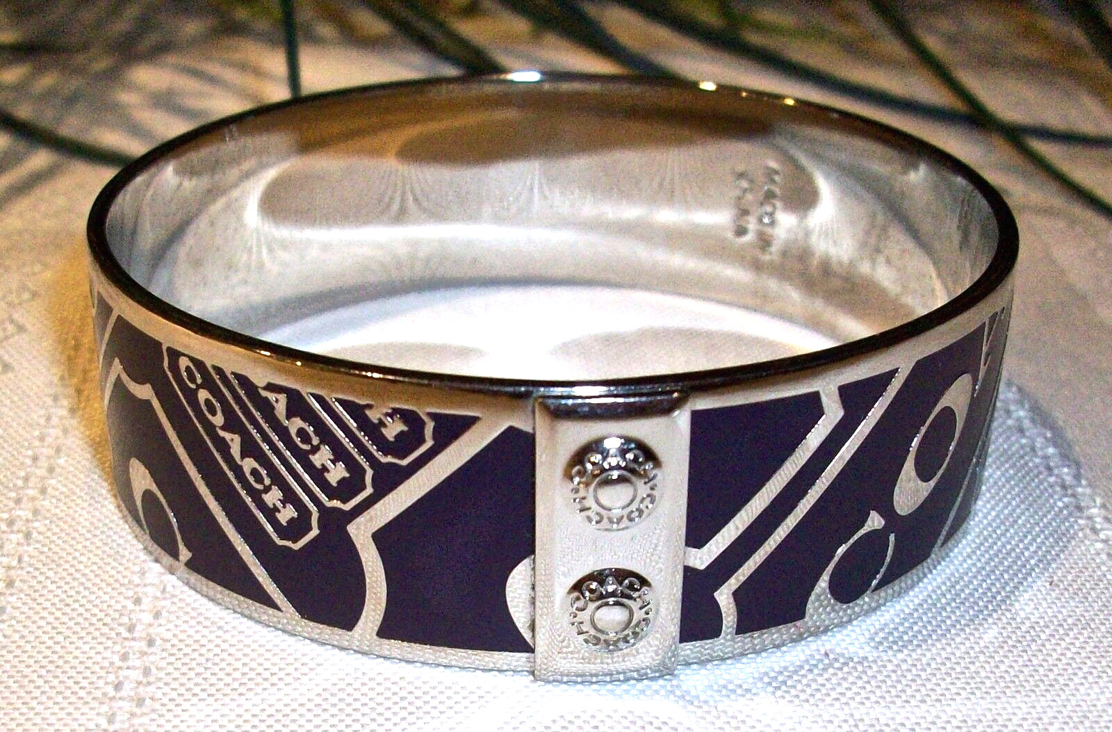 Coach 94119 Bangle Bracelet .75″ Lozenge Hangtag Hang Tag Silver Purple NWOT