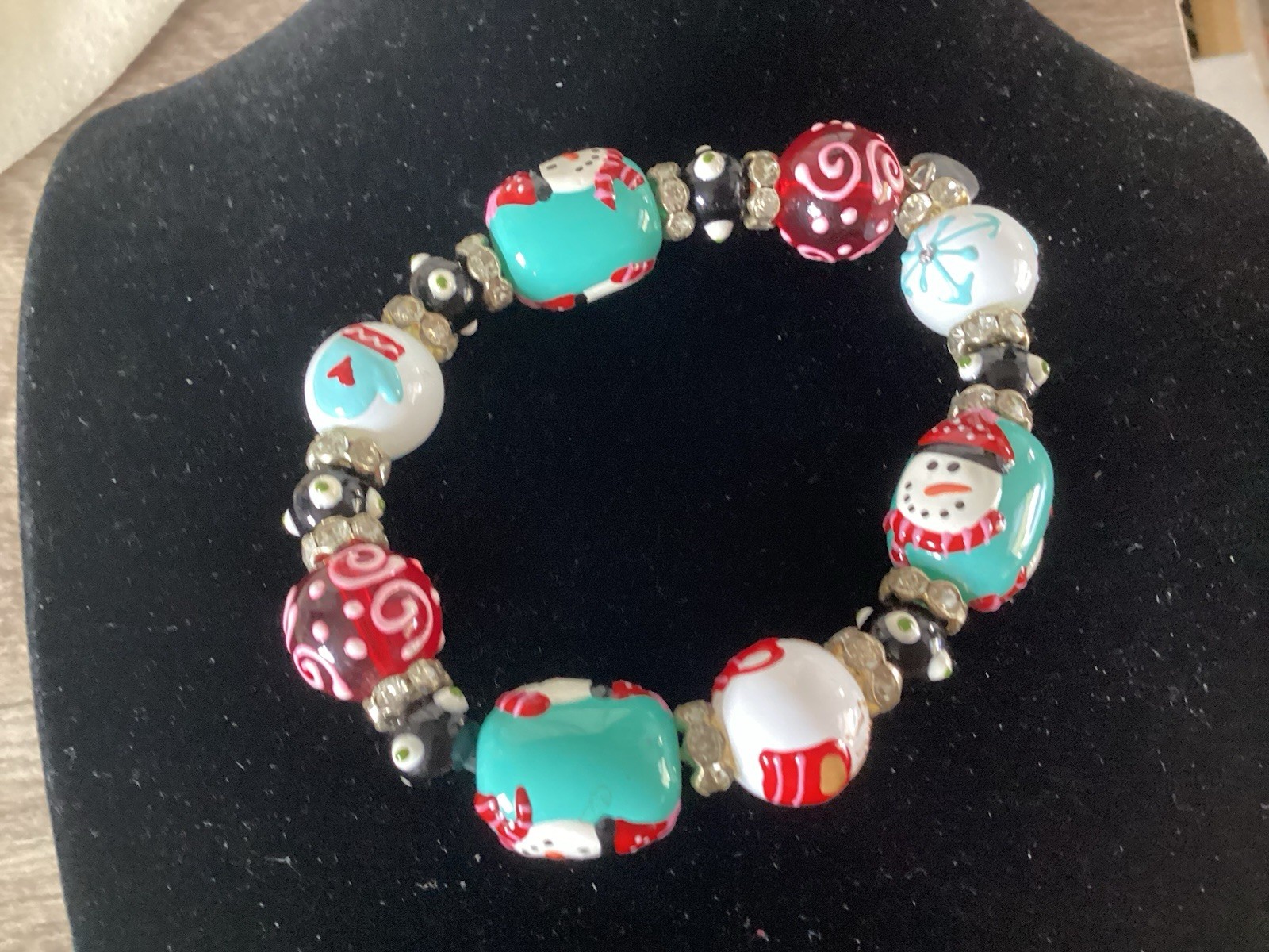 Kate /Macy Snow Fun Design Painted Glass /Acrylic Beads Rhinestones Bracelet