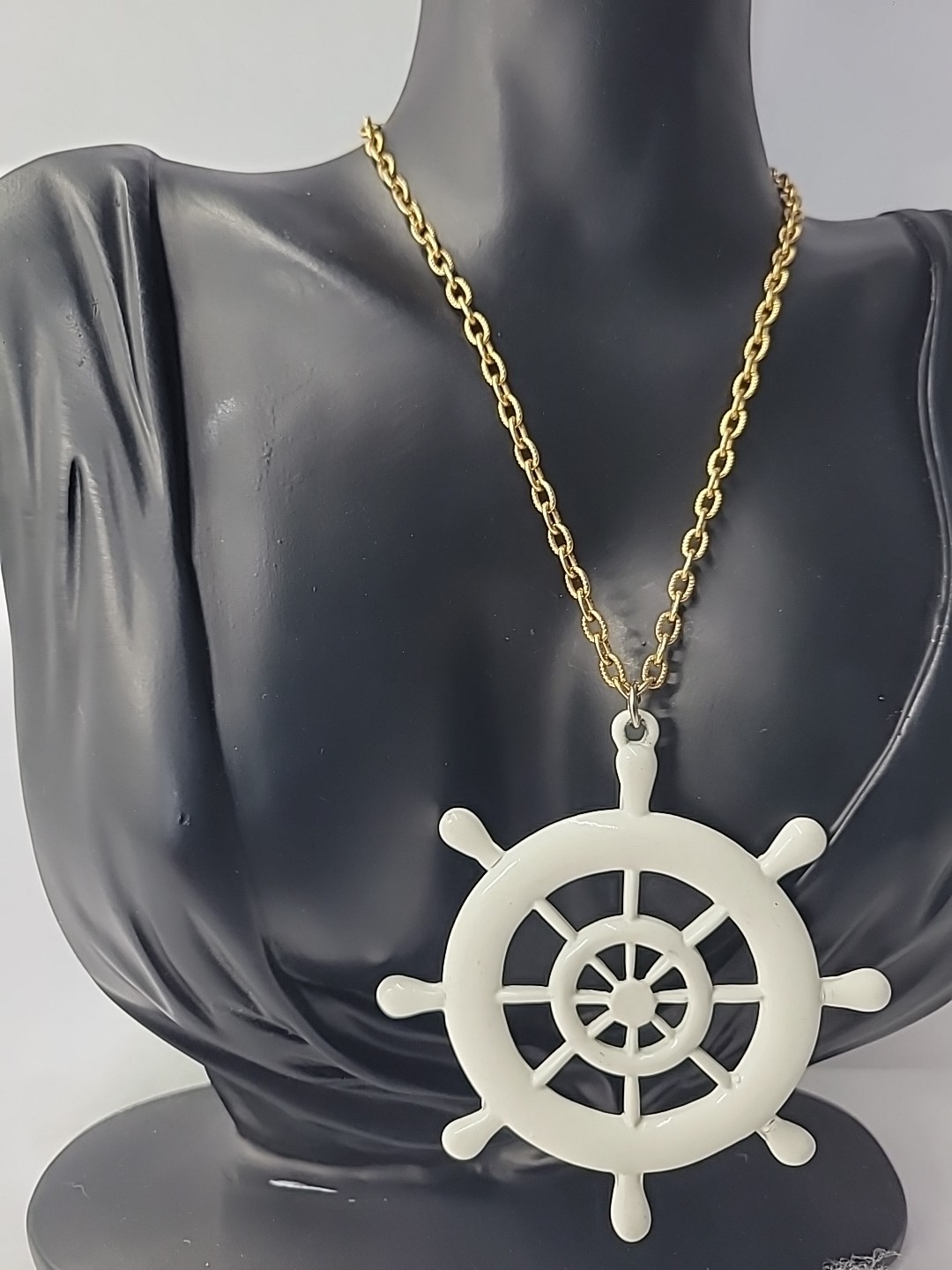 Vintage White Ship Wheel Pendant Necklace Nautical Maritime Gold Tone Chain
