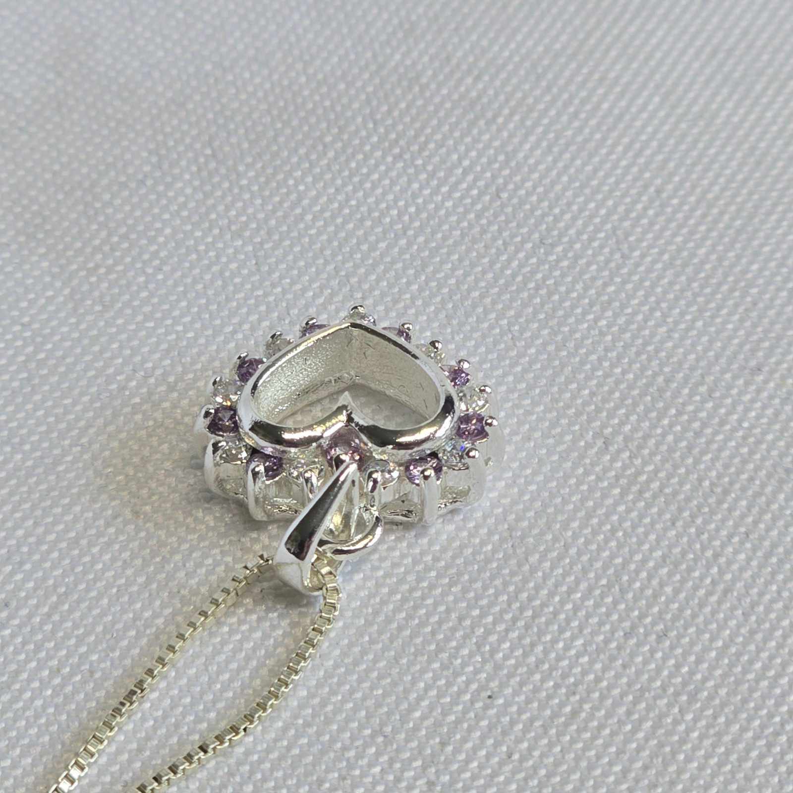 Sterling Silver Necklace 4.4g Jewelry 17.5″ Chain Purple & Clear Stones *READ*