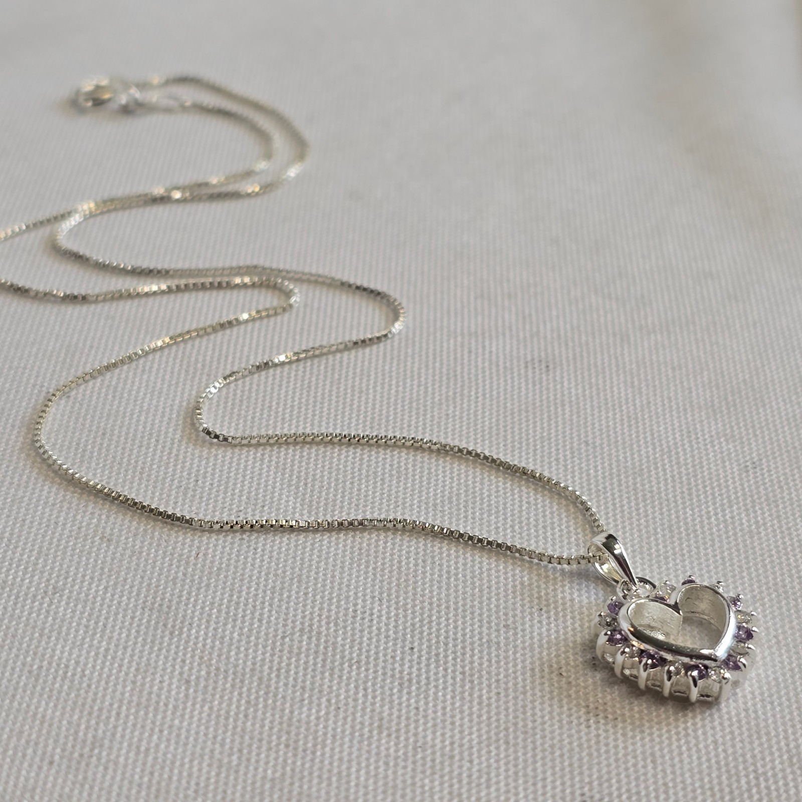 Sterling Silver Necklace 4.4g Jewelry 17.5″ Chain Purple & Clear Stones *READ*