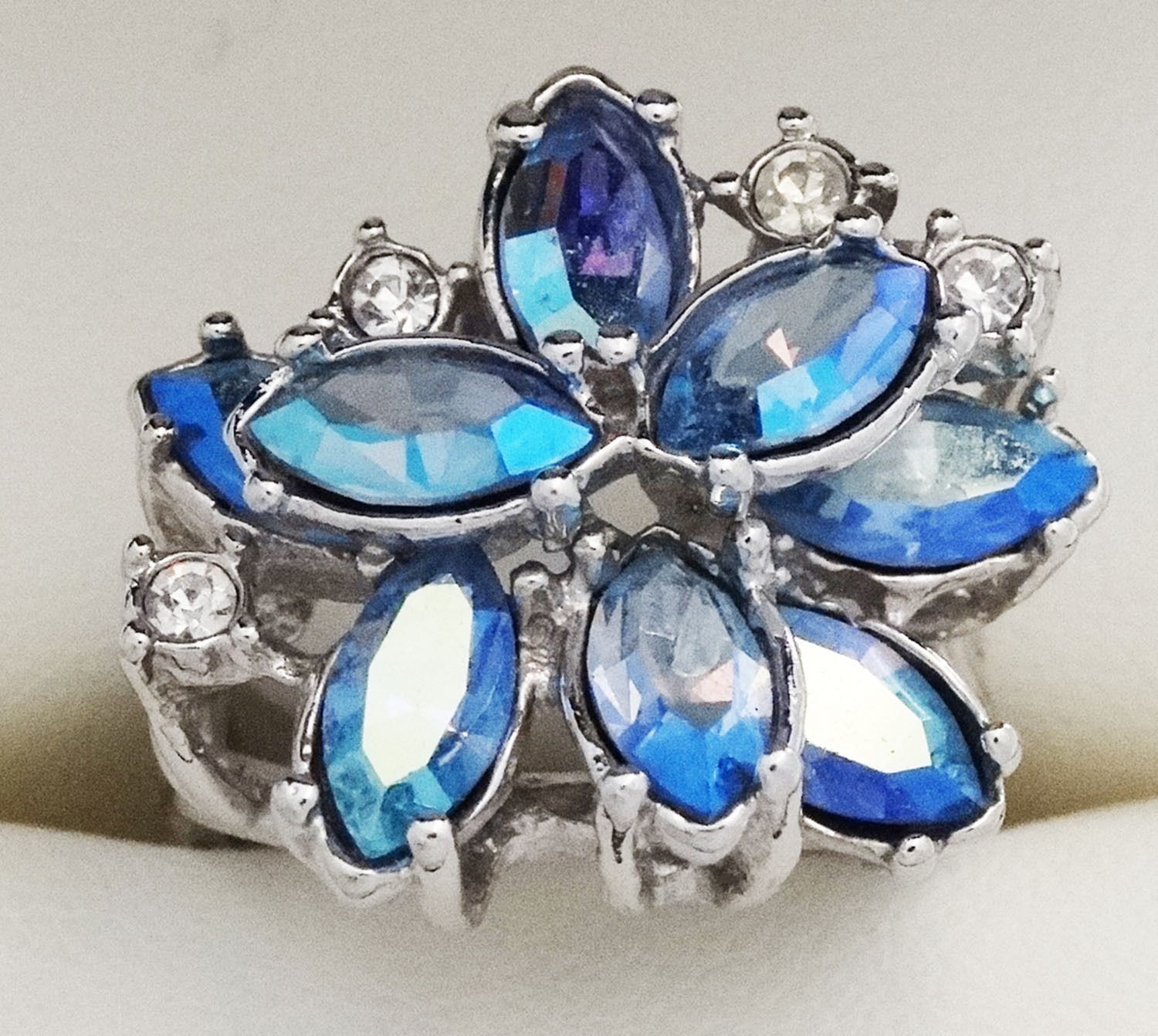 Park Lane SPECIAL AWARD RING – BLUE & CLEAR CZ’s in Silver- Size 5 – BEAUTIFUL
