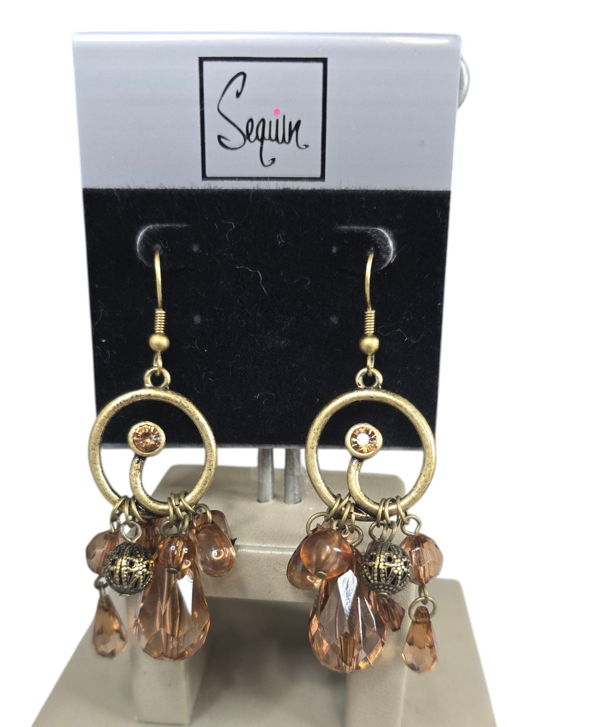 Sequin Women’s Trendy Brass Plated Brown Hook Dangle Earrings NWT