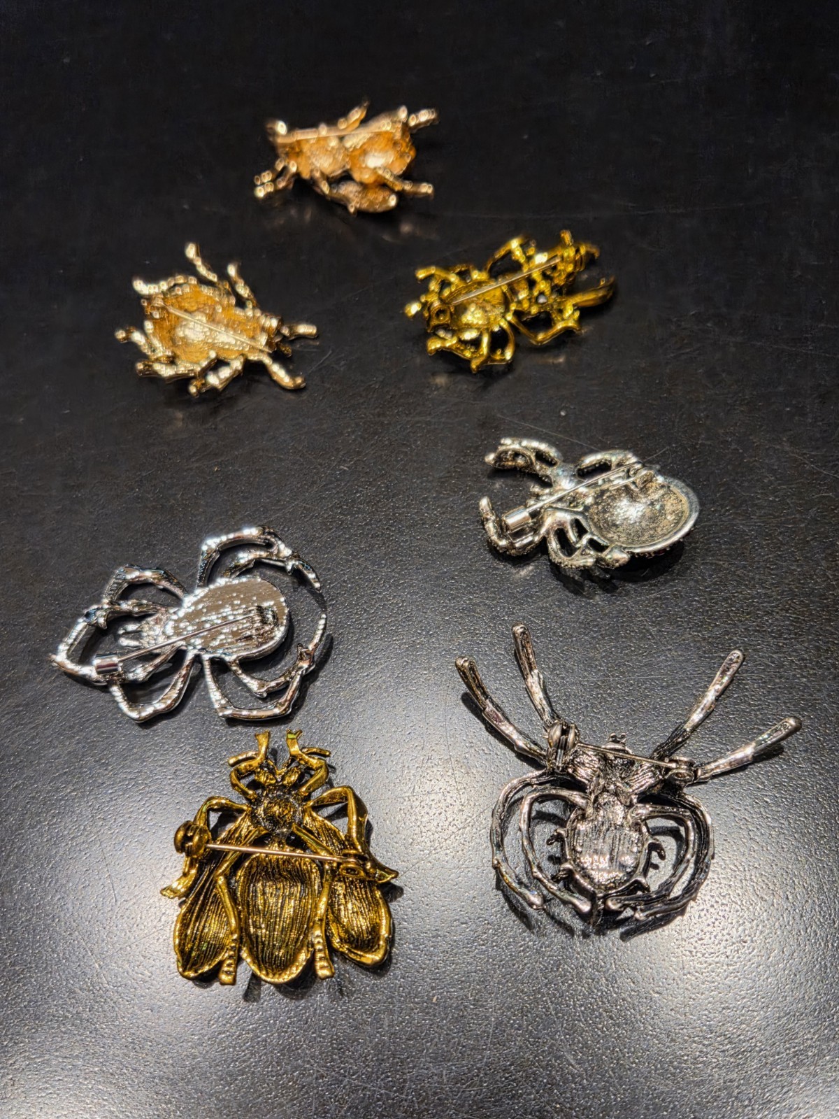 Gorgeous Rhinestone Spider Beetle Bee Bug Insect Brooch Pin Lapel Lot 293-63