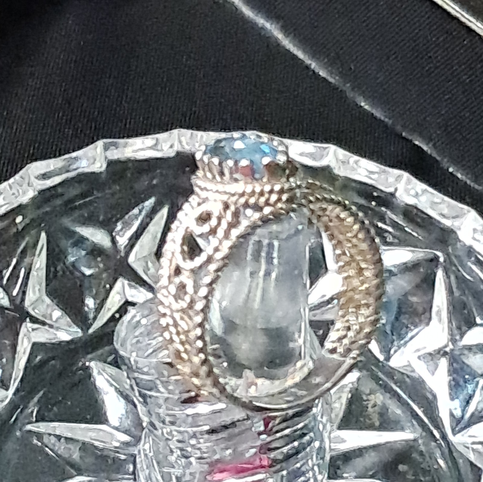 Vintage Avon, Sterling Silver 925 Ring w/Blue Topaz Stone Filigree Band sz. 9