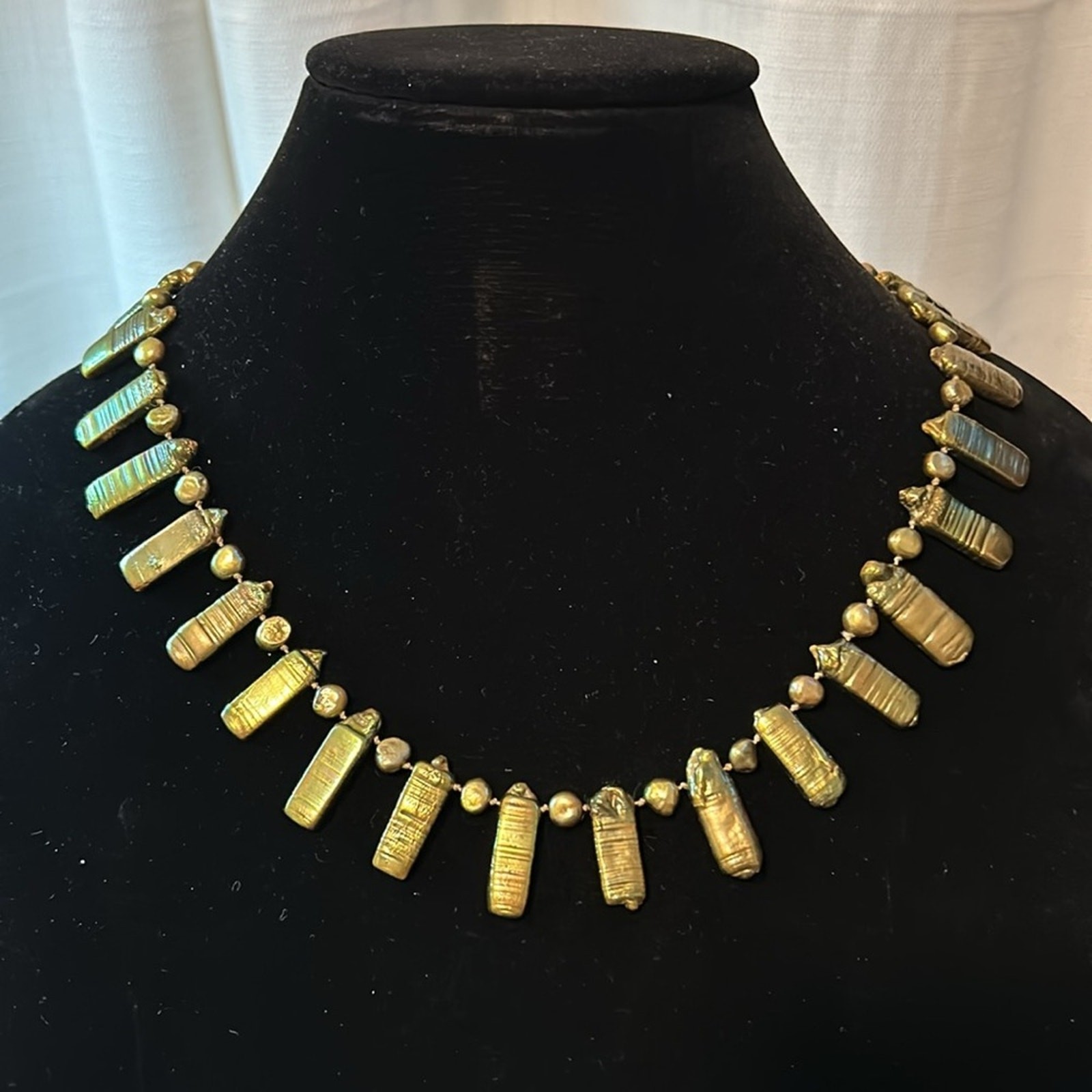 Vintage Green Stick Pearl Statement Necklace #924 hand knotted yellow-green