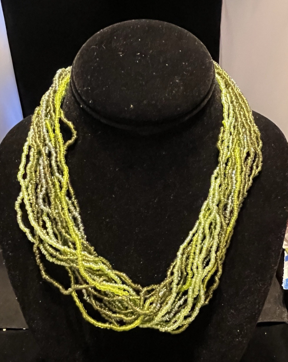 Vintage Varied Color Green Seed Bead Multistrand Necklace 18″+