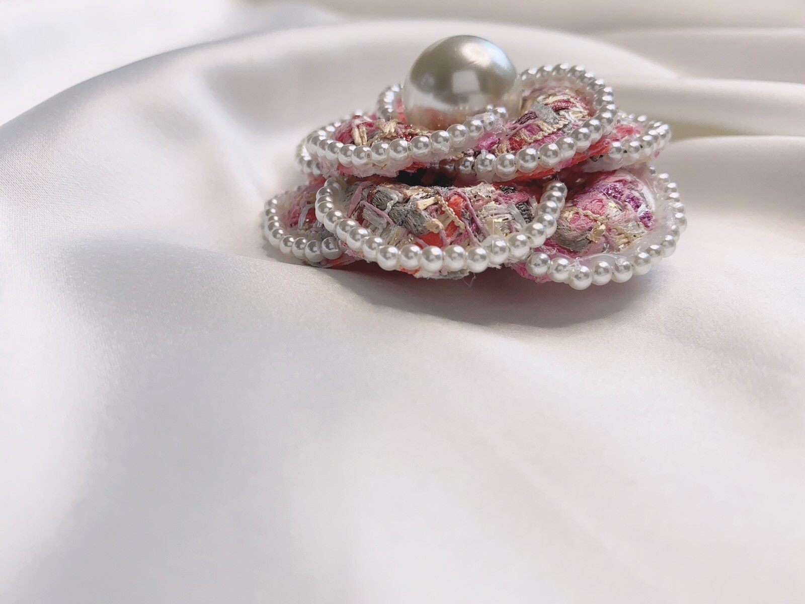 Camellia Flower Brooch Pin Scarf Clip pink New Handmade 2.5” x 2.5” tweed pearl