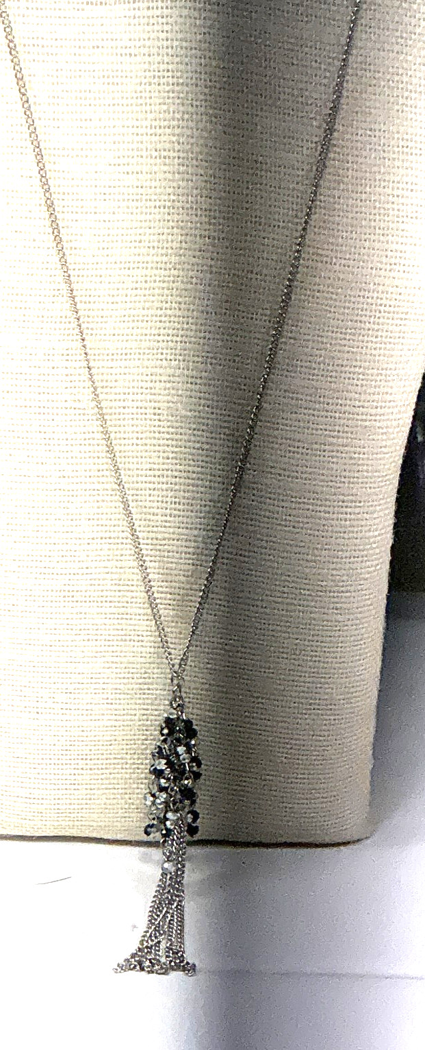 Fashion Necklace Black Gray Glass Beead Silver Tone Cluster Pendant Lot 80D
