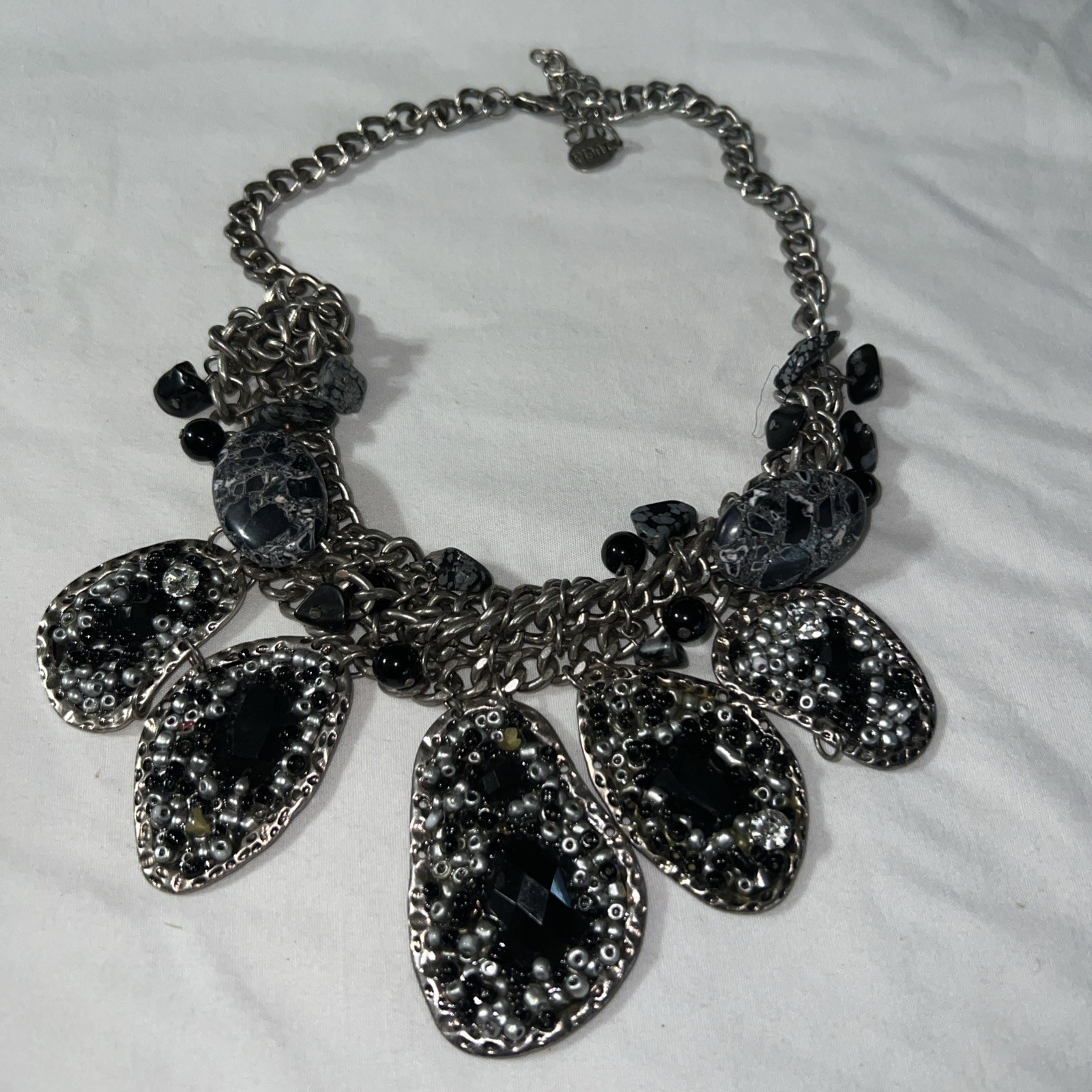 Lucia Black & Gray Stone Beaded Rhinestone Silver Tone Chain Statement Necklace