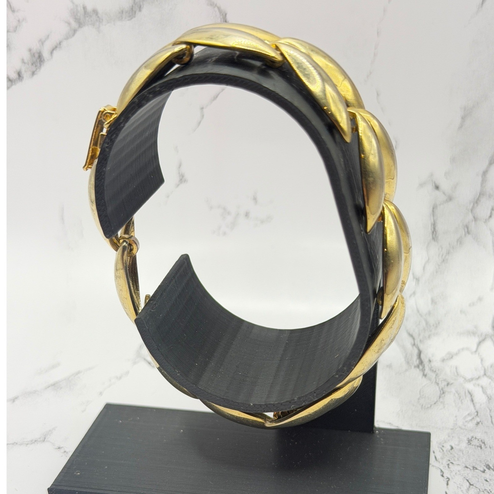 Vintage Bold & Gold Tone Marquise Link Necklace Bracelet Set Statement Jewelry