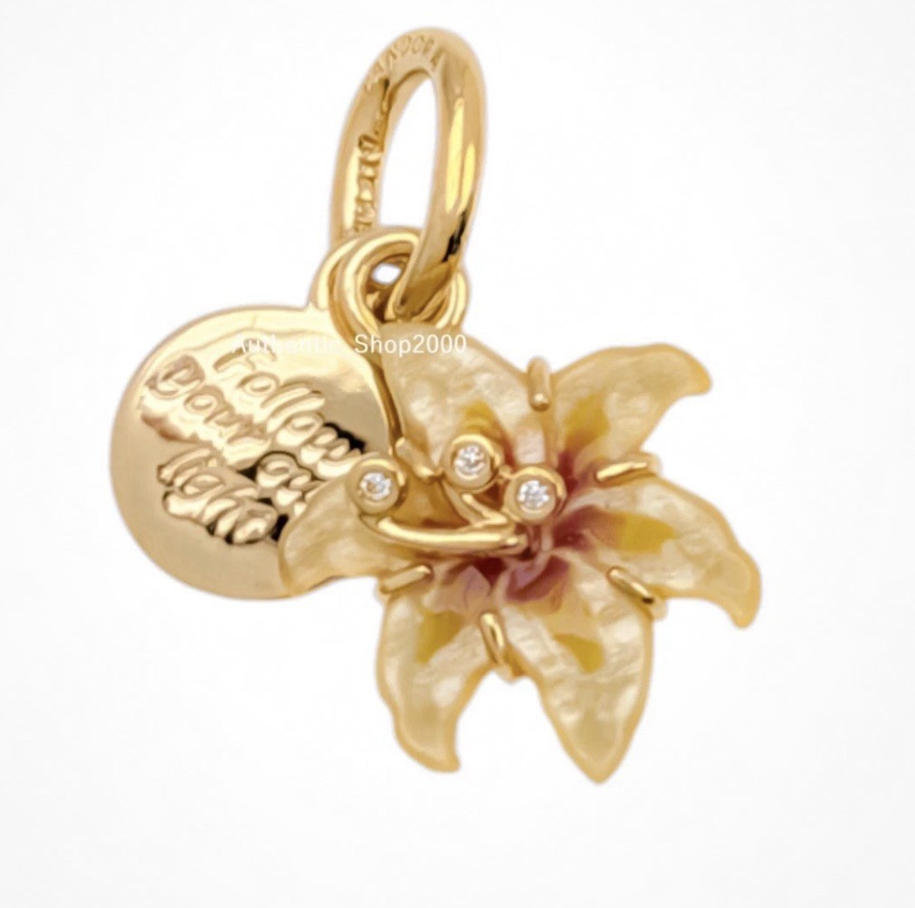 Disney Parks 2026 PANDORA 14k Rapunzel Sundrop Flower Glow in Dark Charm Tangled