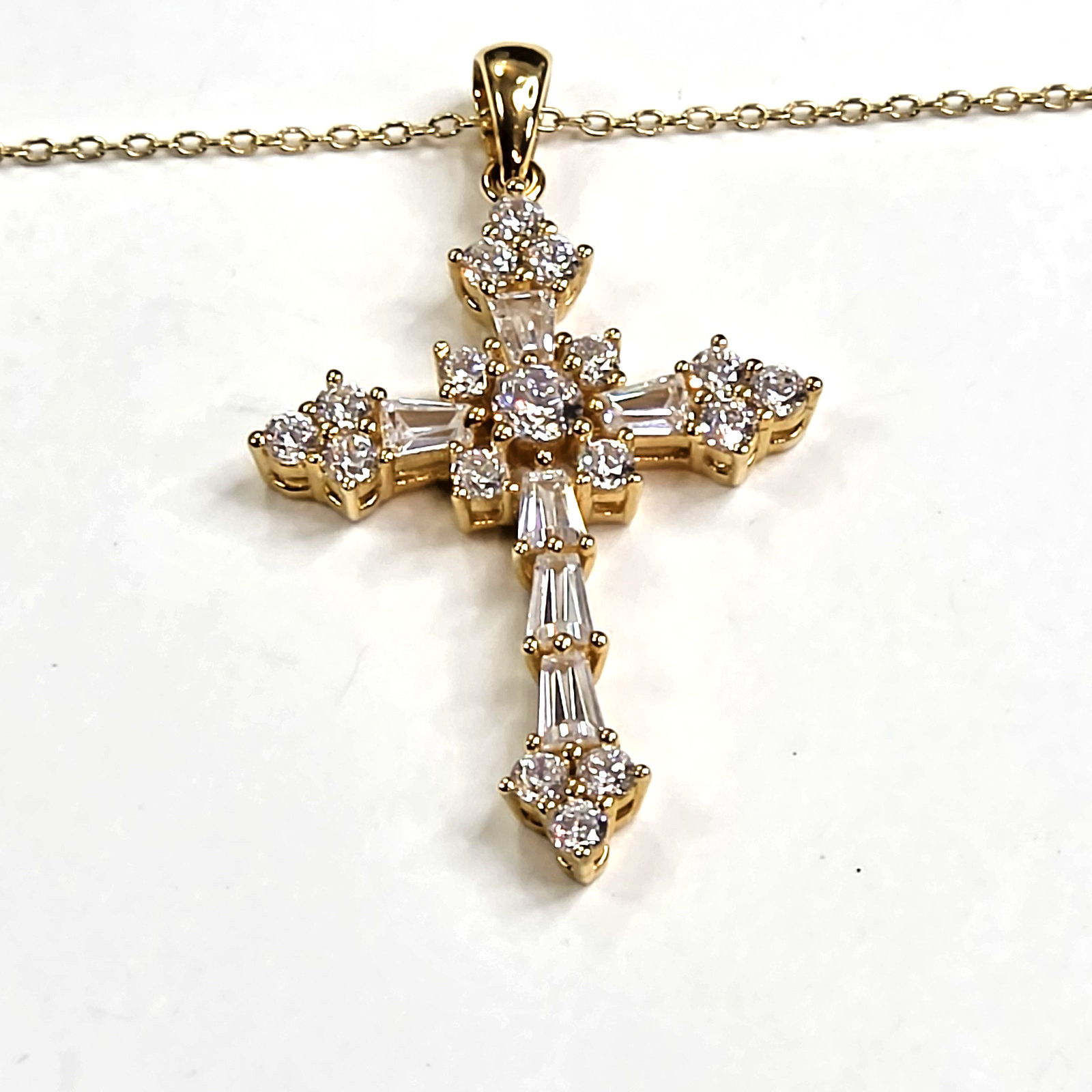 Gold Tone Crystal Cross Pendant with 20″ Adjustable Necklace