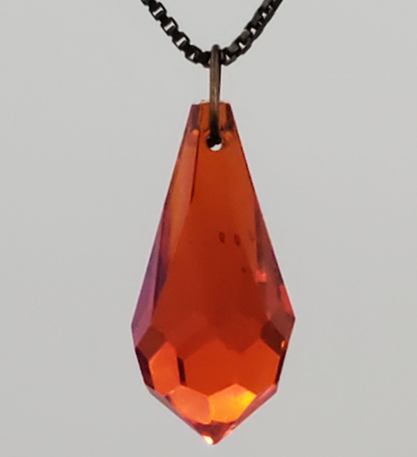 925 SI Necklace 19in Sterling Silver Brilliant Red AB Faceted Teardrop Crystal