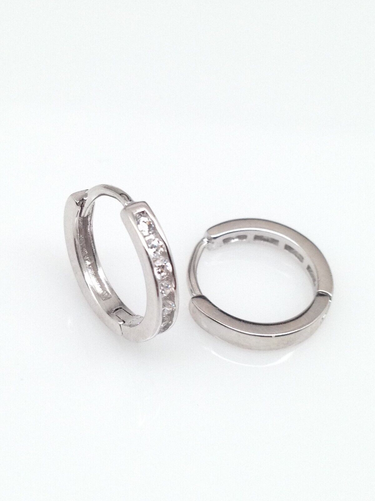 925 Sterling Silver Small CZ Huggie Hoop Earrings Men Women 12.5mm/9.8mm x1.8mm