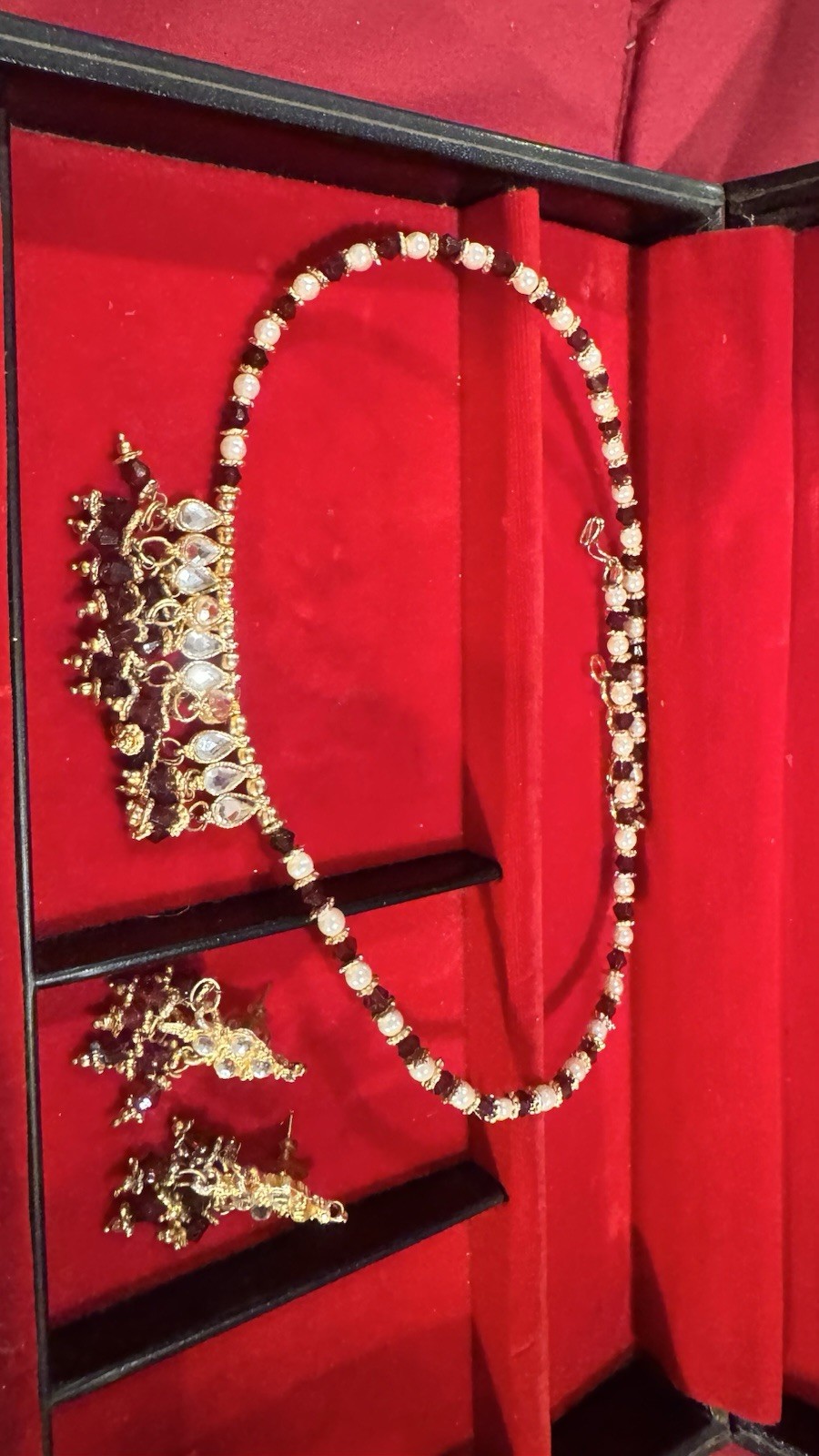 Imitation Kundan necklace and earrings set