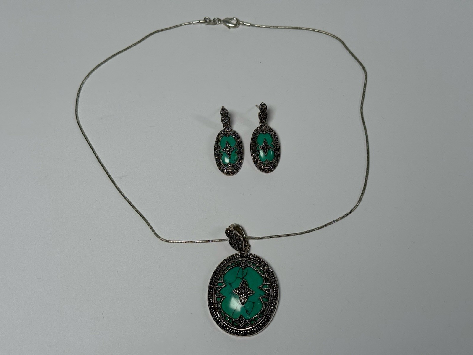 Sterling Silver 925 Dyed Blue Howlite Marcasite 18”Necklace 1” Earrings Set