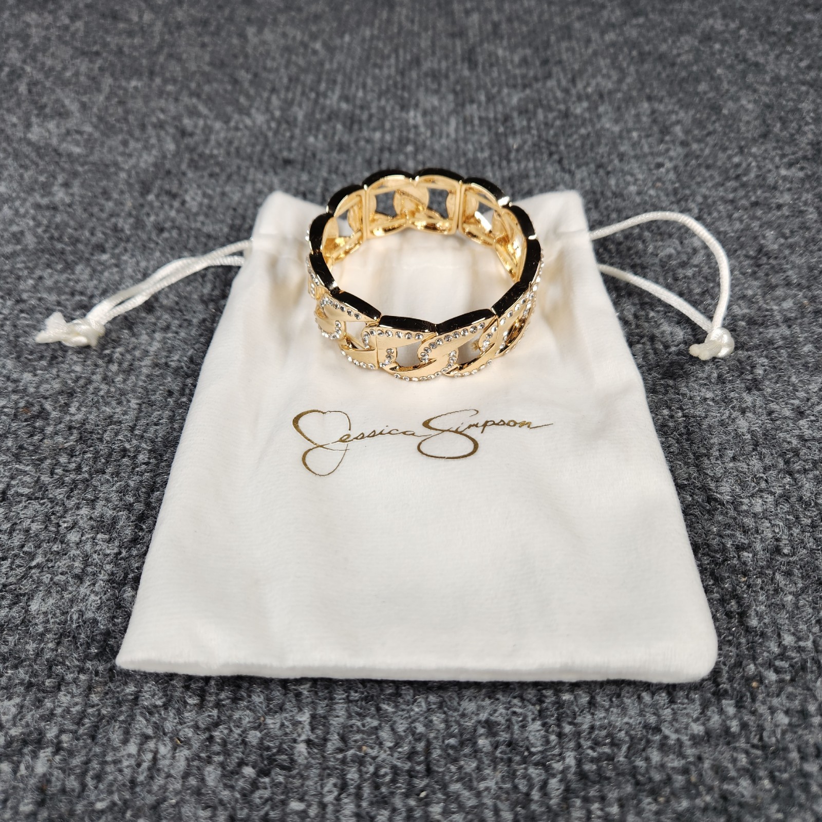 Jessica Simpson Gold Tone Interwoven Curb Chain Link Stretch Bracelet Rhinestone