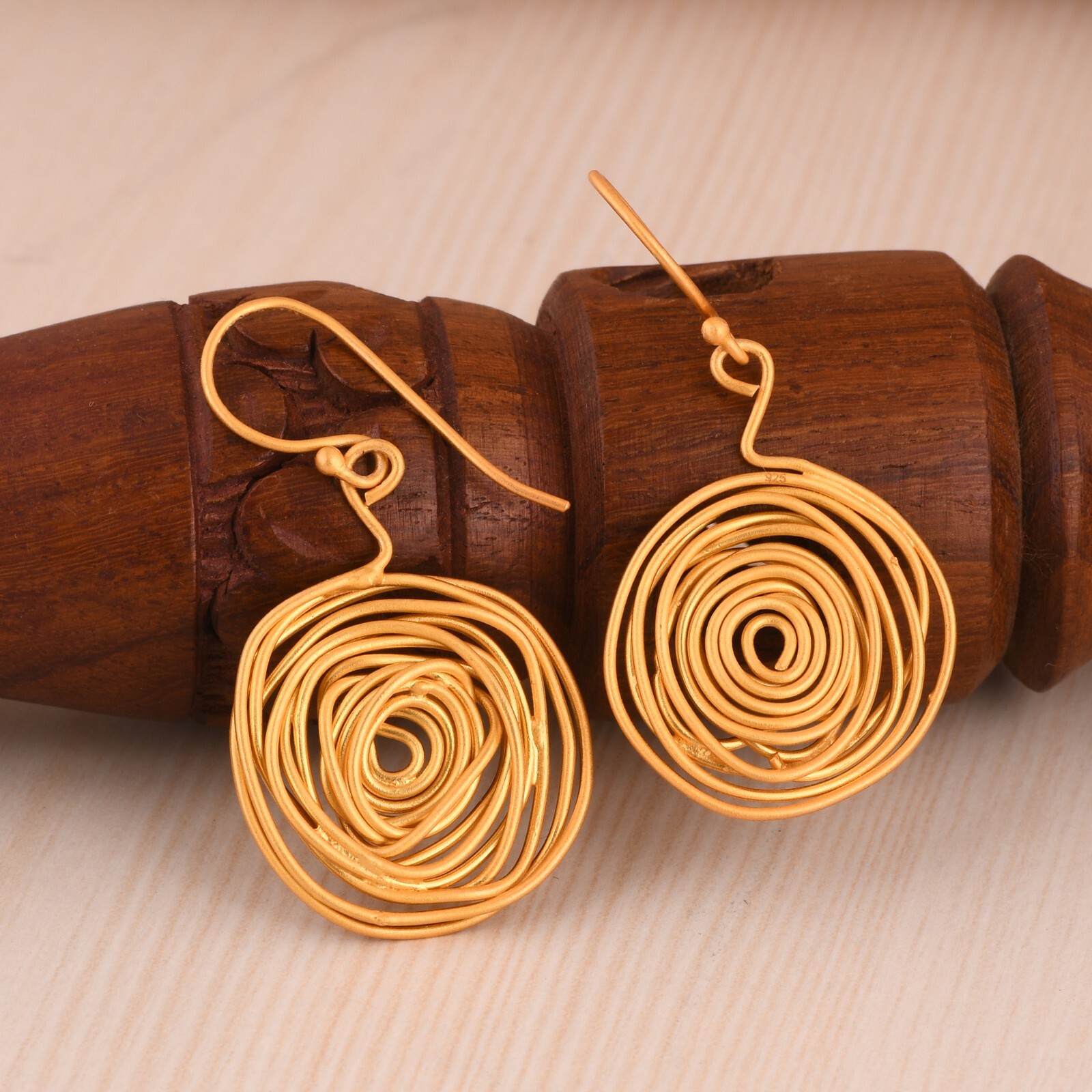 Round Wrapped Wire Earring Yellow Gold Plated Latest Fancy Design Women Jewelry