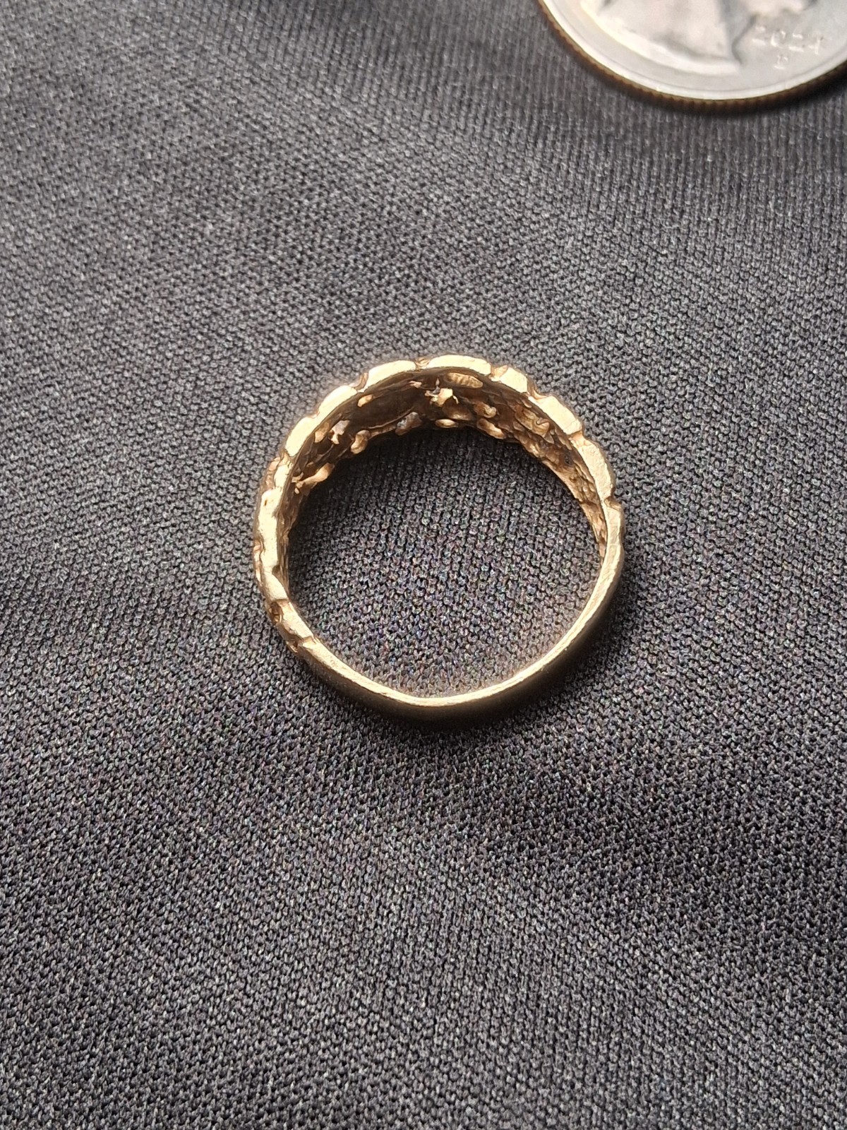 Vintage Solid 10kt Yellow Gold Nugget Style Ring