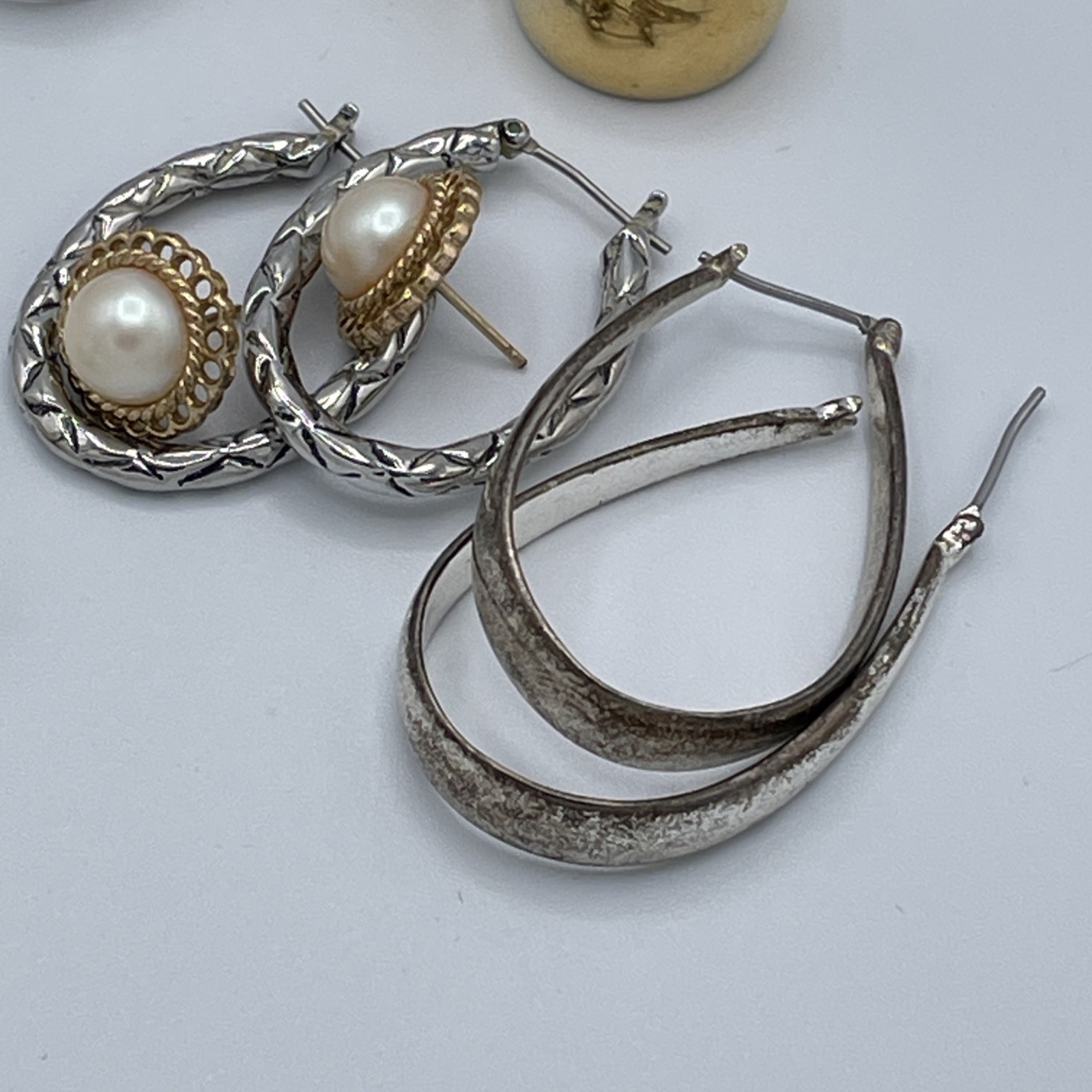 Mixed Costume Earrings Slot Appx 15 Pairs Of Gold And Silver Tone, Faux Pearls