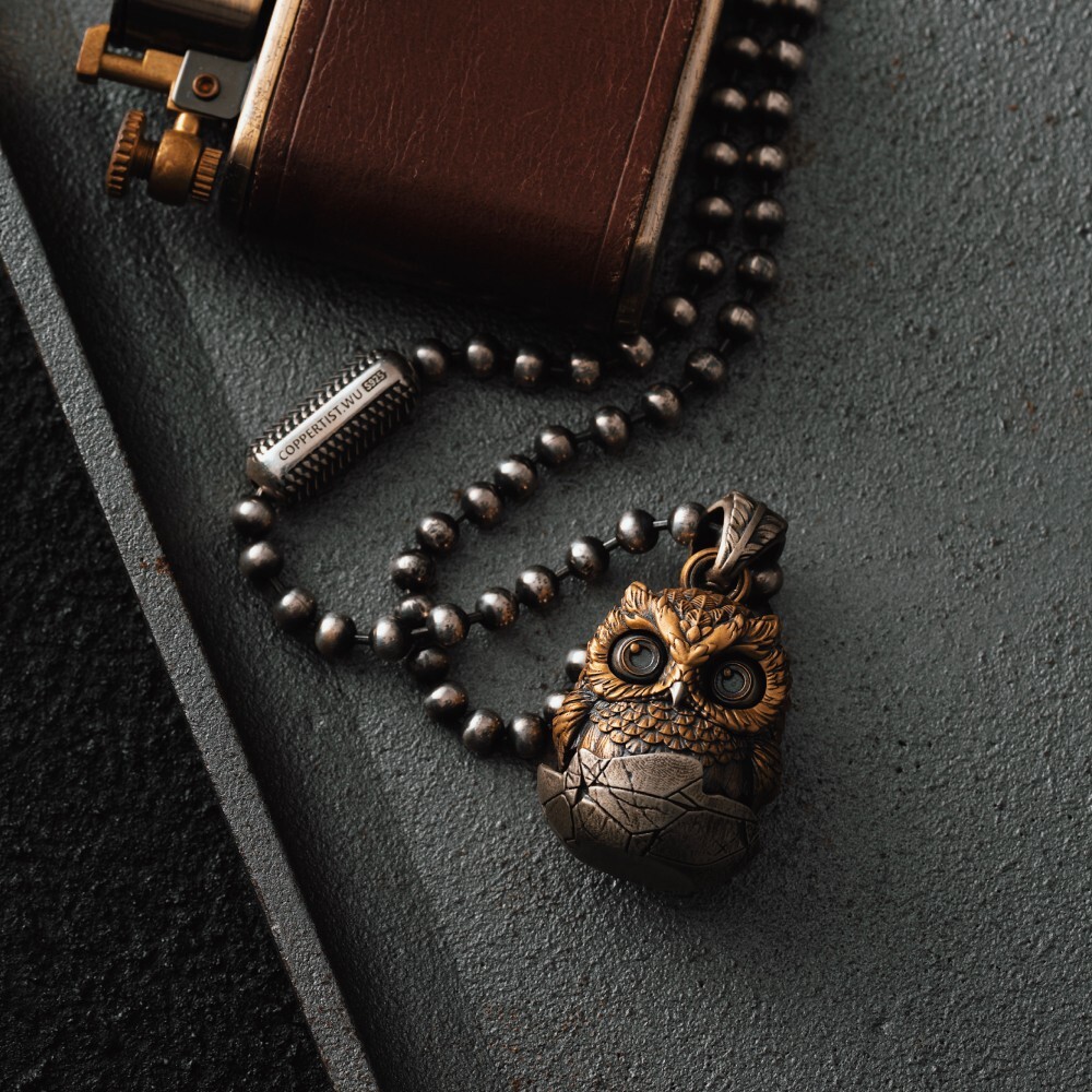 Owl Fidget Pendant for Necklace Owl Winking Pendant Jewelry Charm for Men Women