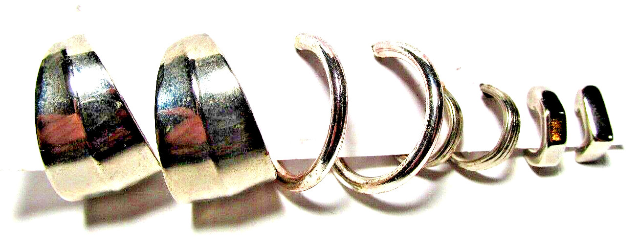 Lot of Women’s 8 Pair Silver Tone Vintage Hoop Stud Pierced Earrings – (#2788)