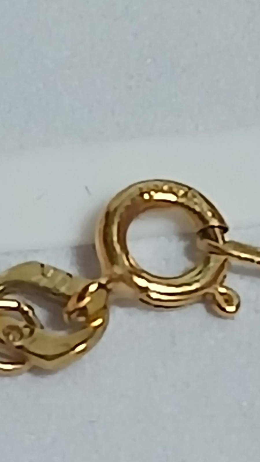 9ct Yellow and white Gold necklace