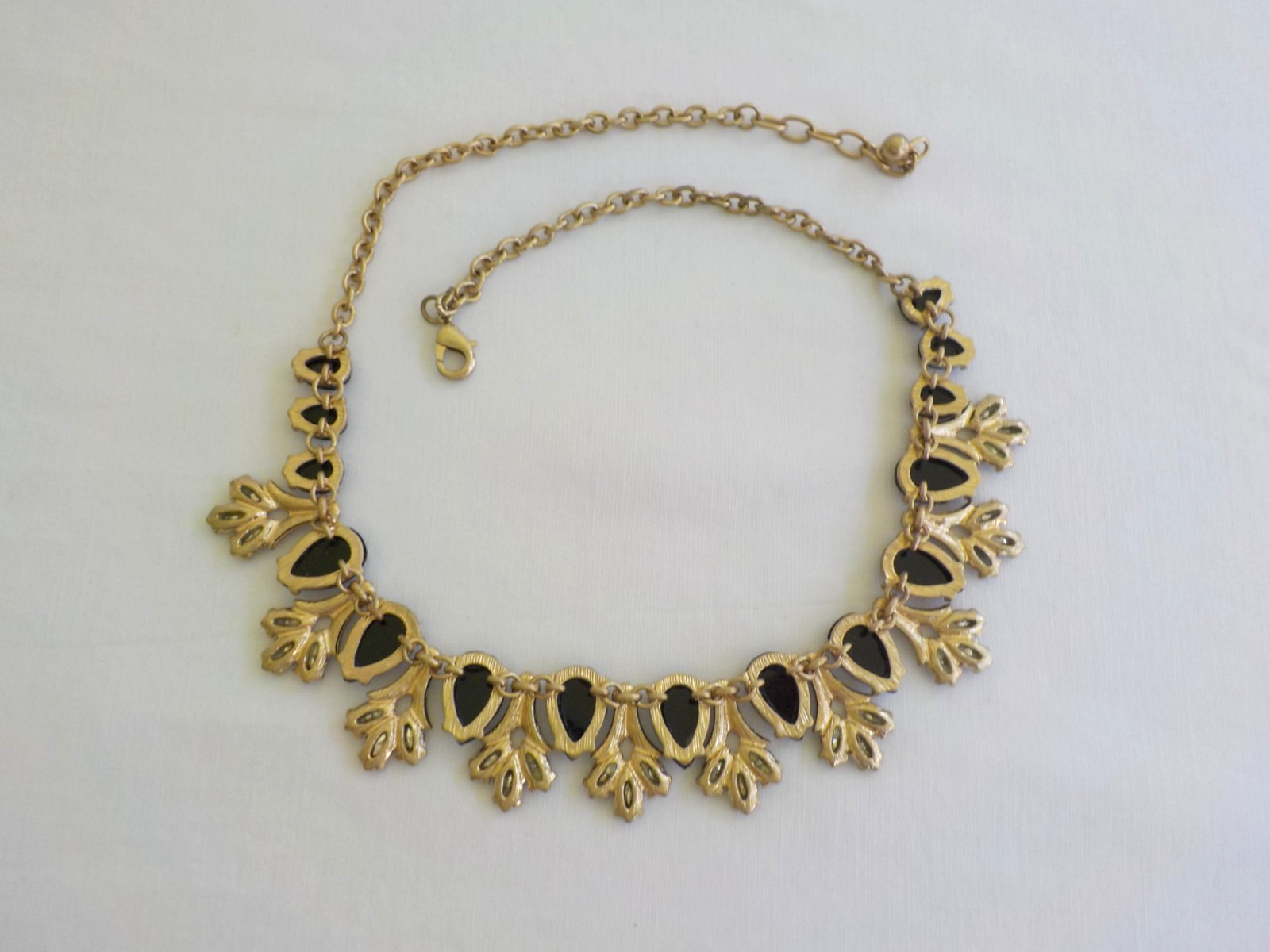 Necklace Plastic Black Teardrop Smoky Gray Clear Rhinestone Gold Tone Metal Link
