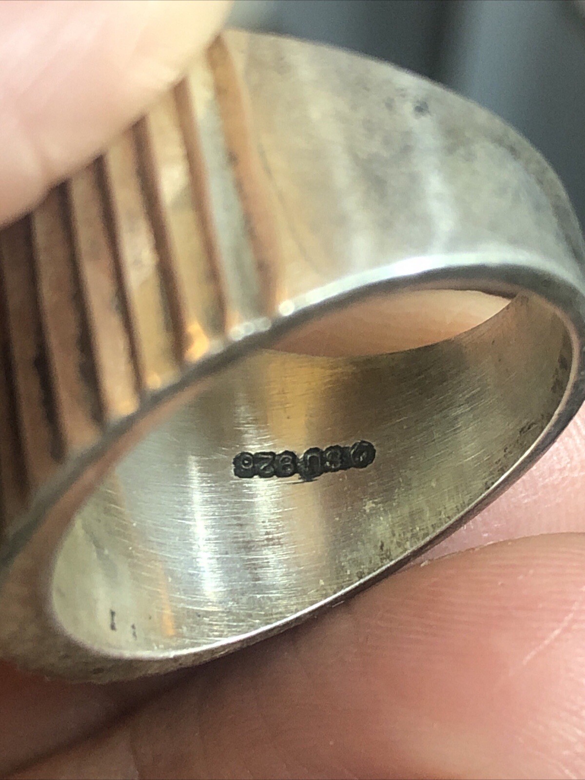 4. Vintage SU 925 Sterling Silver Wide To Narrow Ribbed Ring 7.75s, 13.2g Mexico