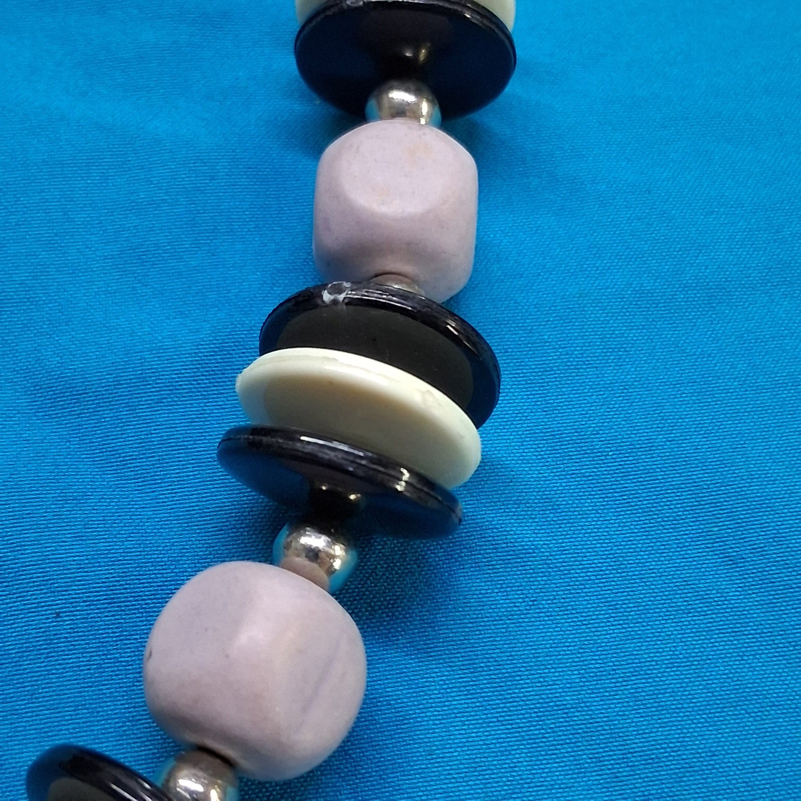Vintage Purple Wood Bead Black & White Plastic Disc Collar Necklace