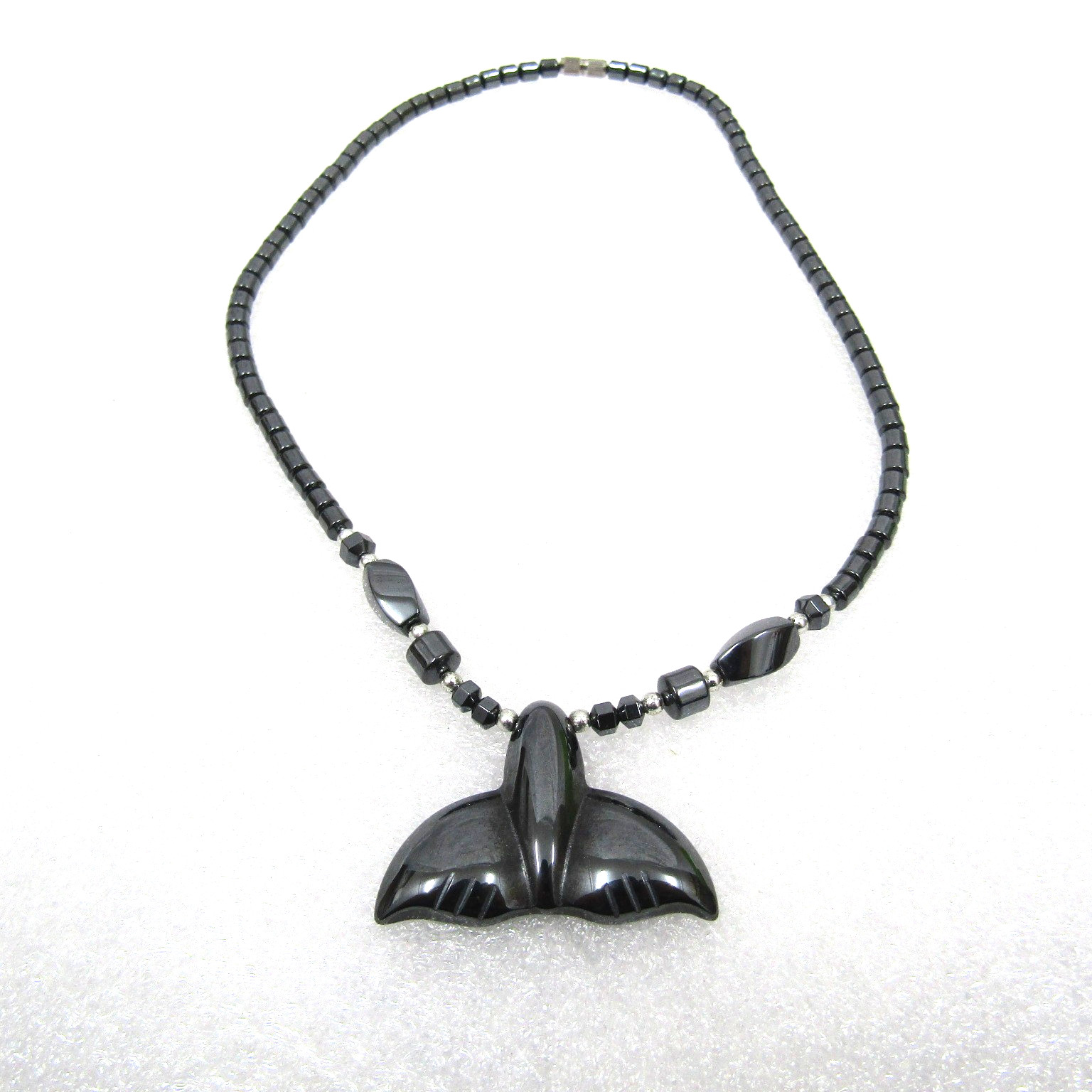 Women’s Jewelry Black Necklace Hematite Beads None Magnetic