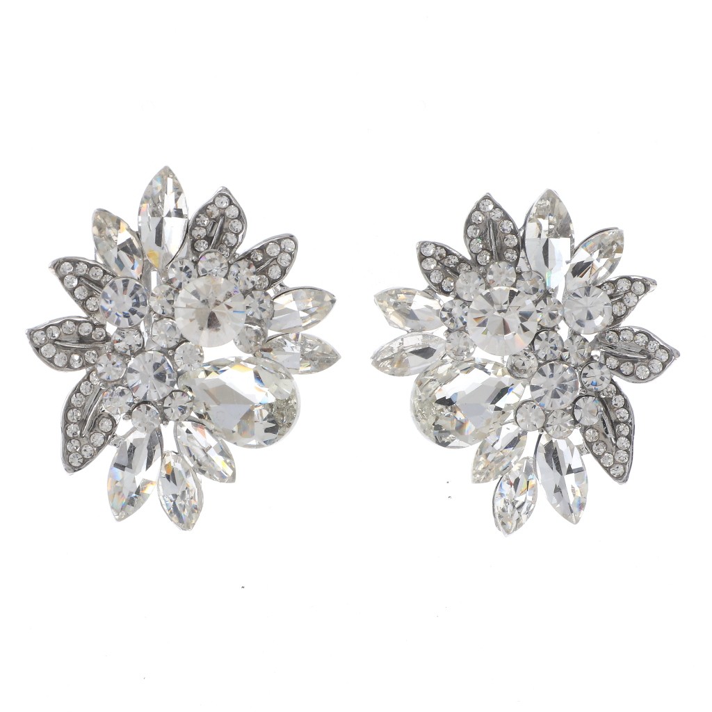 Silver Tone Alloy Metal Crystal Rhinestone Clip-On Earrings ER2665-SCL