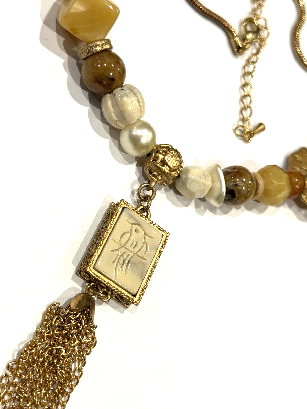 GOLD TAN POLISHED STONES Bead 3″ BIRD TASSEL PENDANT ASIAN Style 18″ Necklace LN