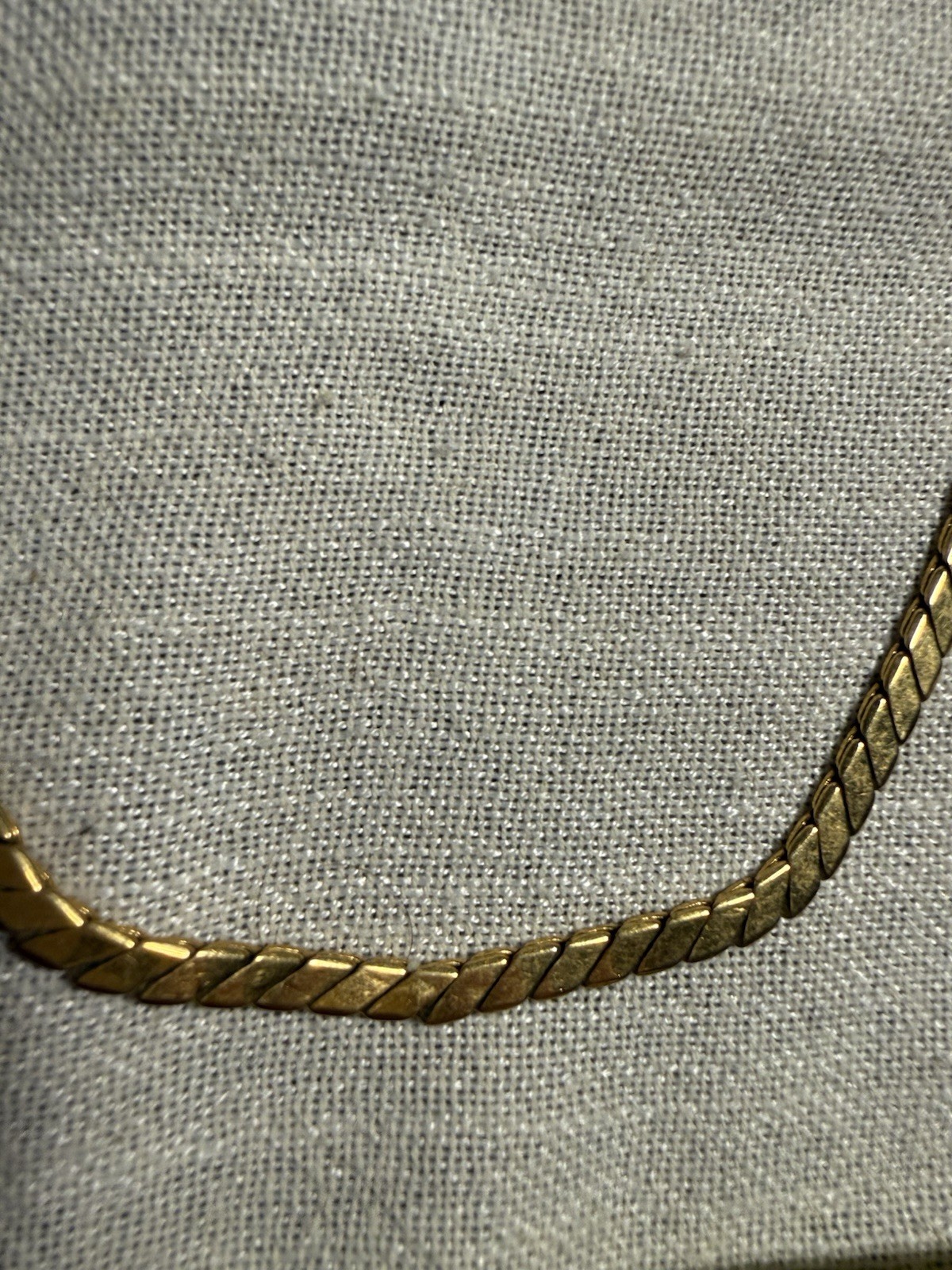 #5 Vintage Gold Tone Herringbone Chain Necklace Classic Flat Link Jewelry 24”