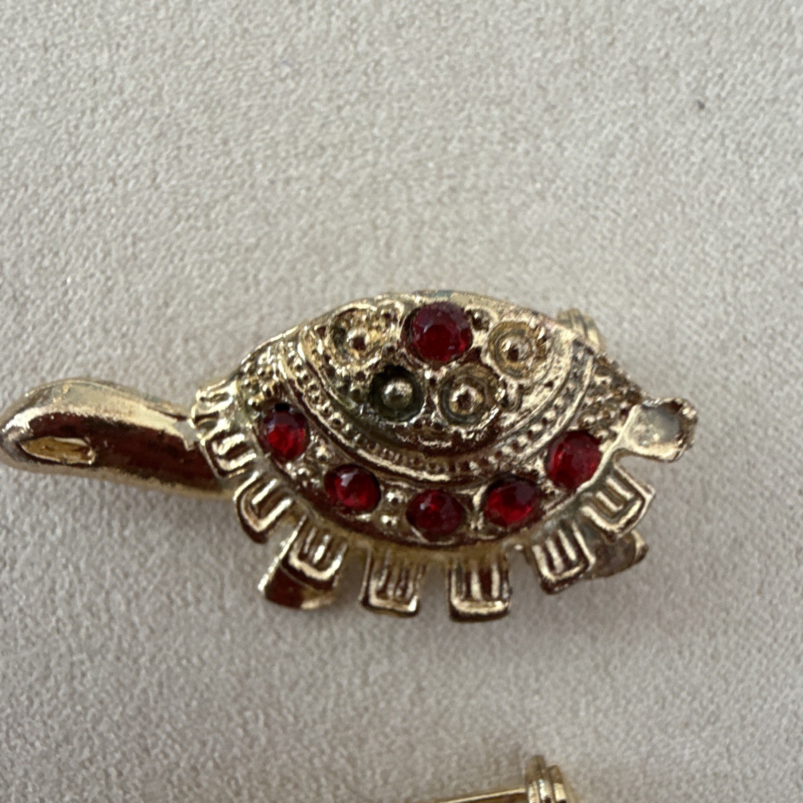 Lot of 2 Gold Tone Turtle Brooch Pins Red Round Rhinestone Animals & Insects