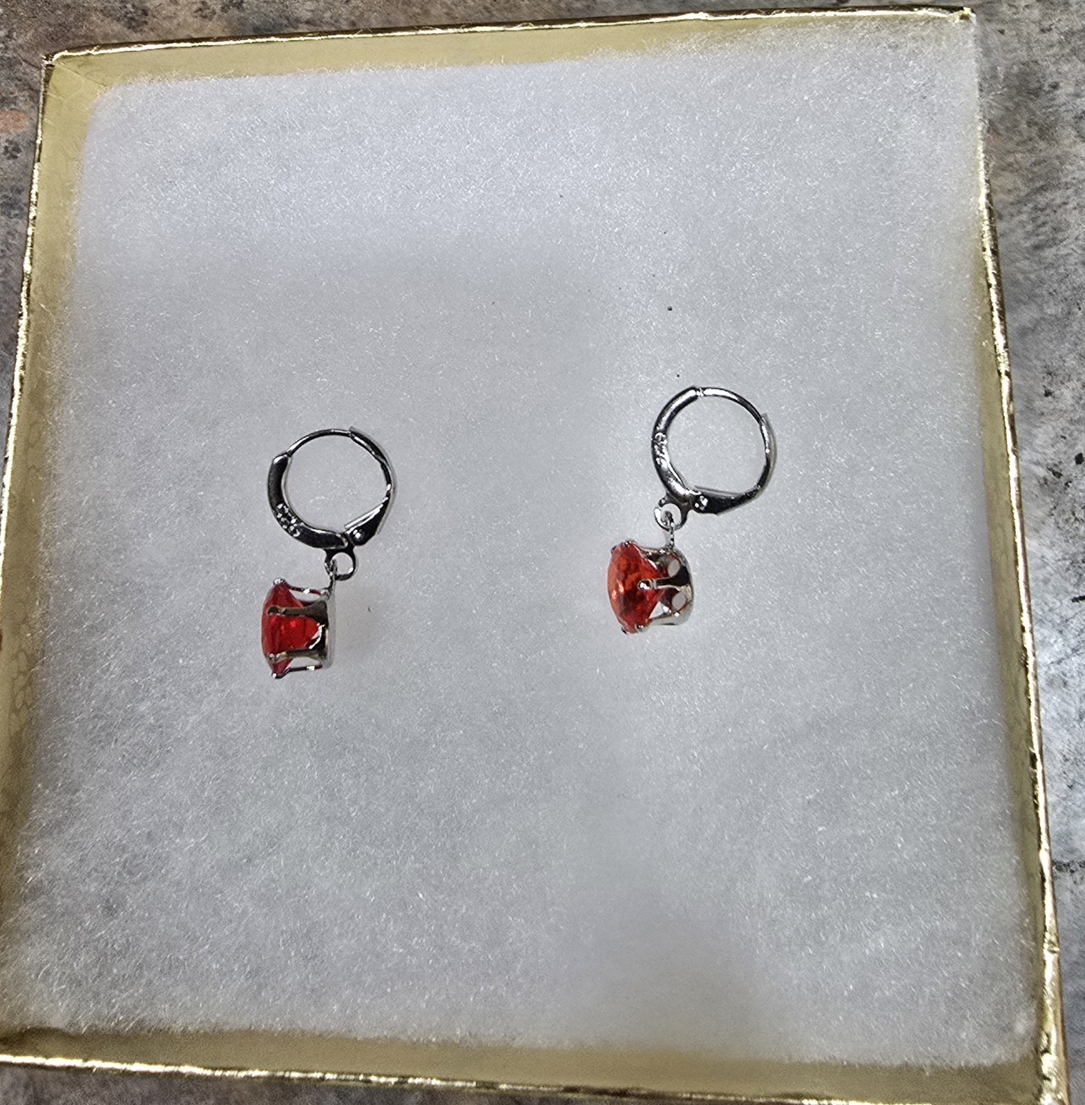 Red Crystal & Silver Tone Necklace & Earring Set With Gift Box
