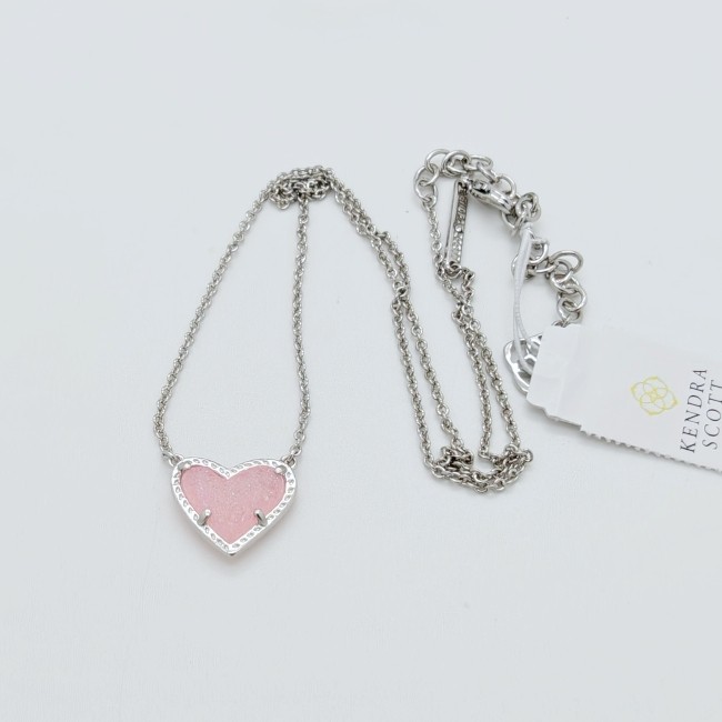 New Kendra Scott Ari Heart Silver Necklace in Pink Quartz