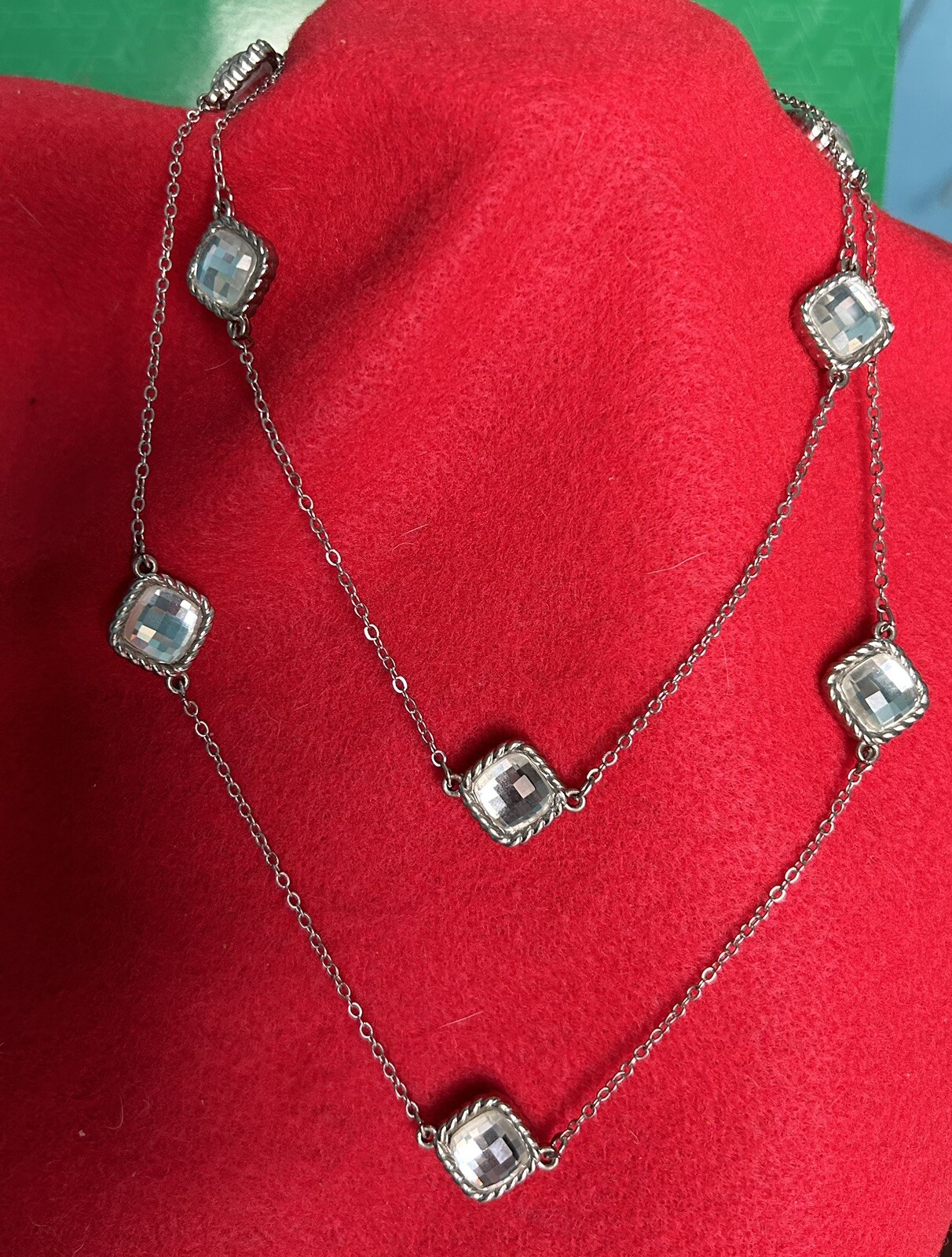 Silver tone ling clear crystal necklace. pre owned .~18 1/2 “ Long