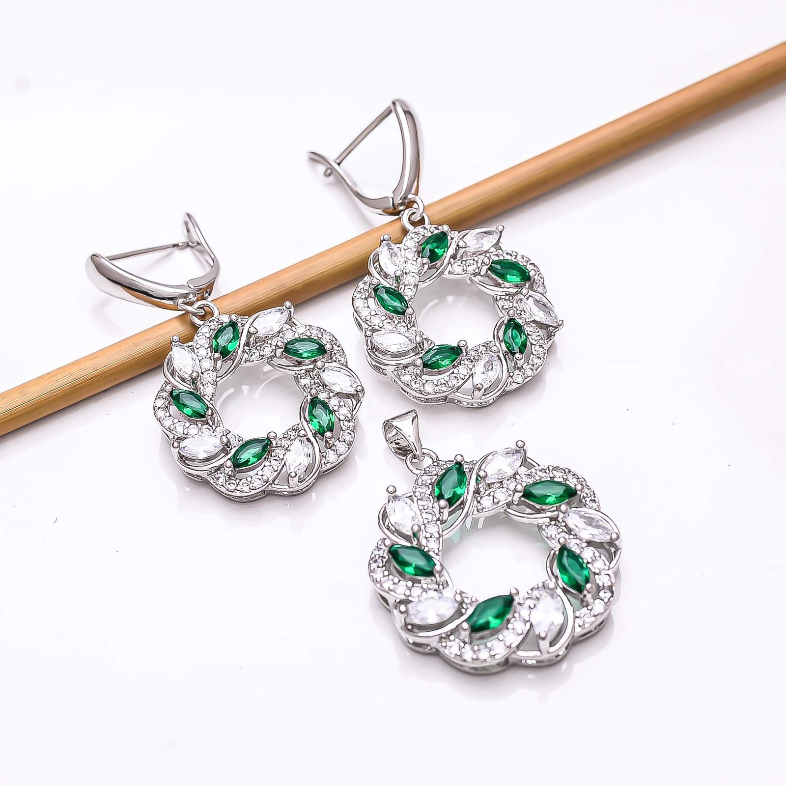 Emerald – Simulated & CZ Gemstone 925 Sterling Silver Pendant Earring Set PS8285