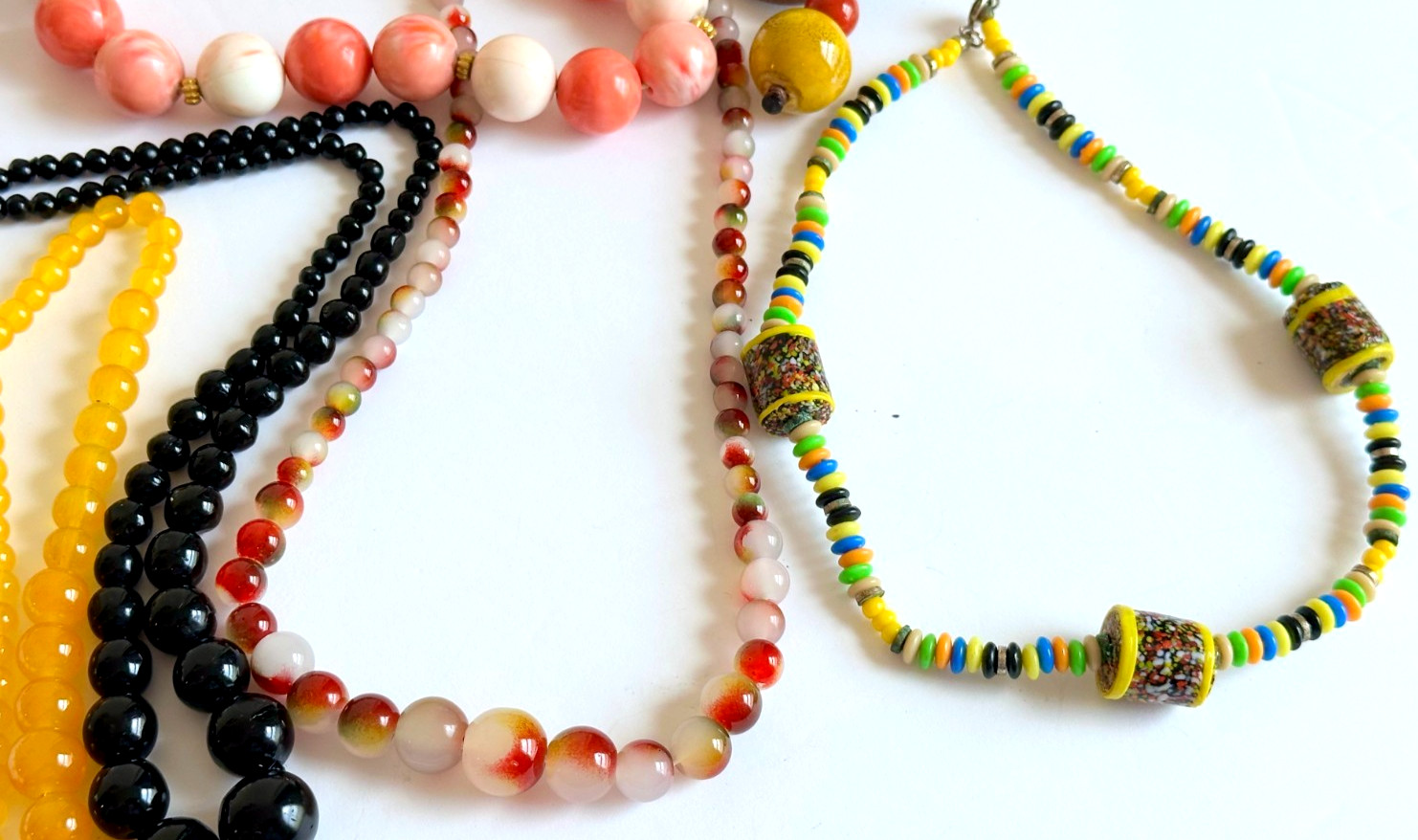 Lot of 13 Necklaces Mixed Materials & Designs Vintage & Contemporary N-51