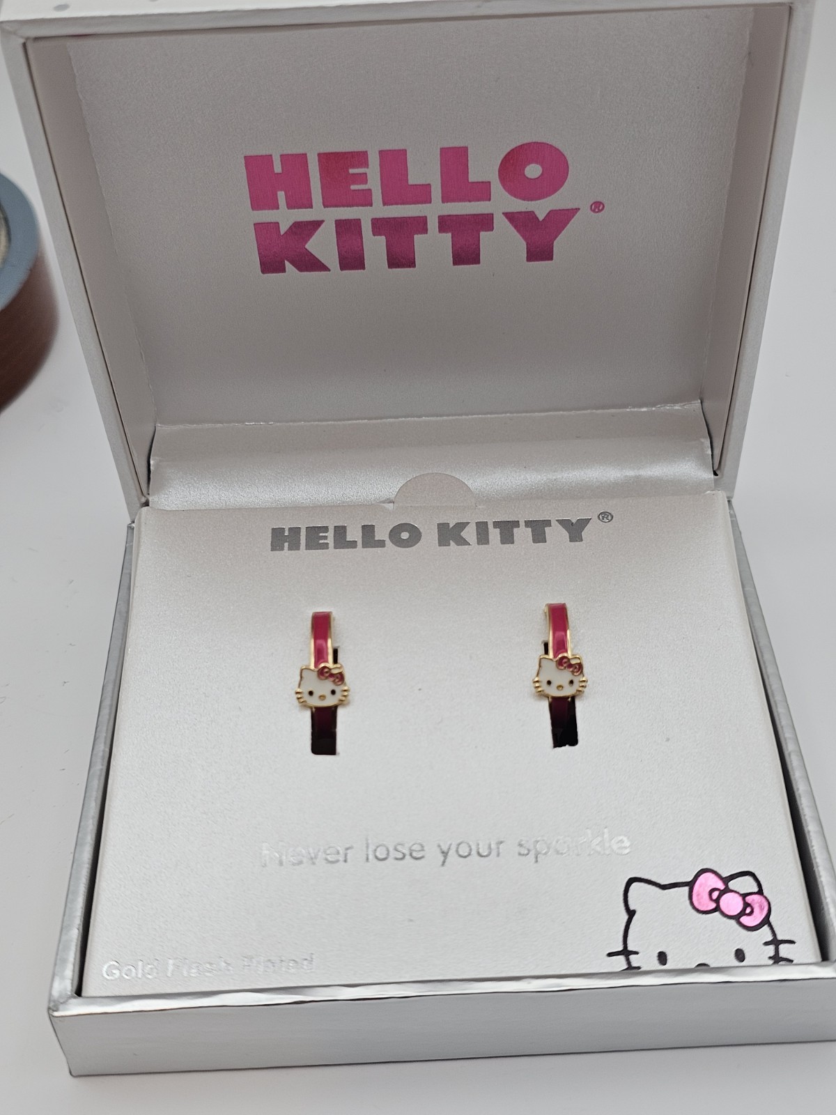 New in Box Hello Kitty Pink Enamel Gold Flash Plated Small Hoop Earrings ✨️