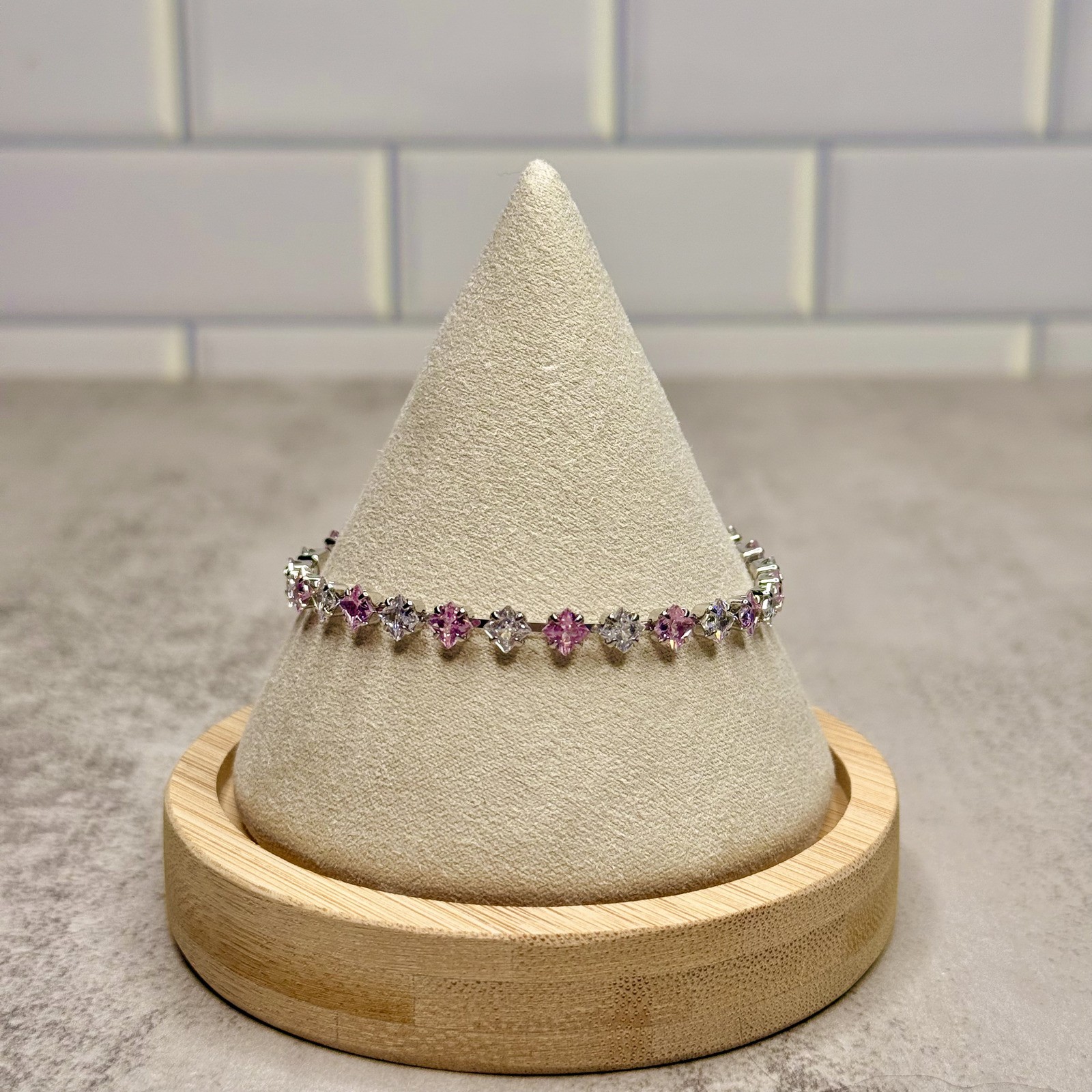 GlassJules Women’s Pink and Clear Crystal Tennis Bracelet – New Without Tags