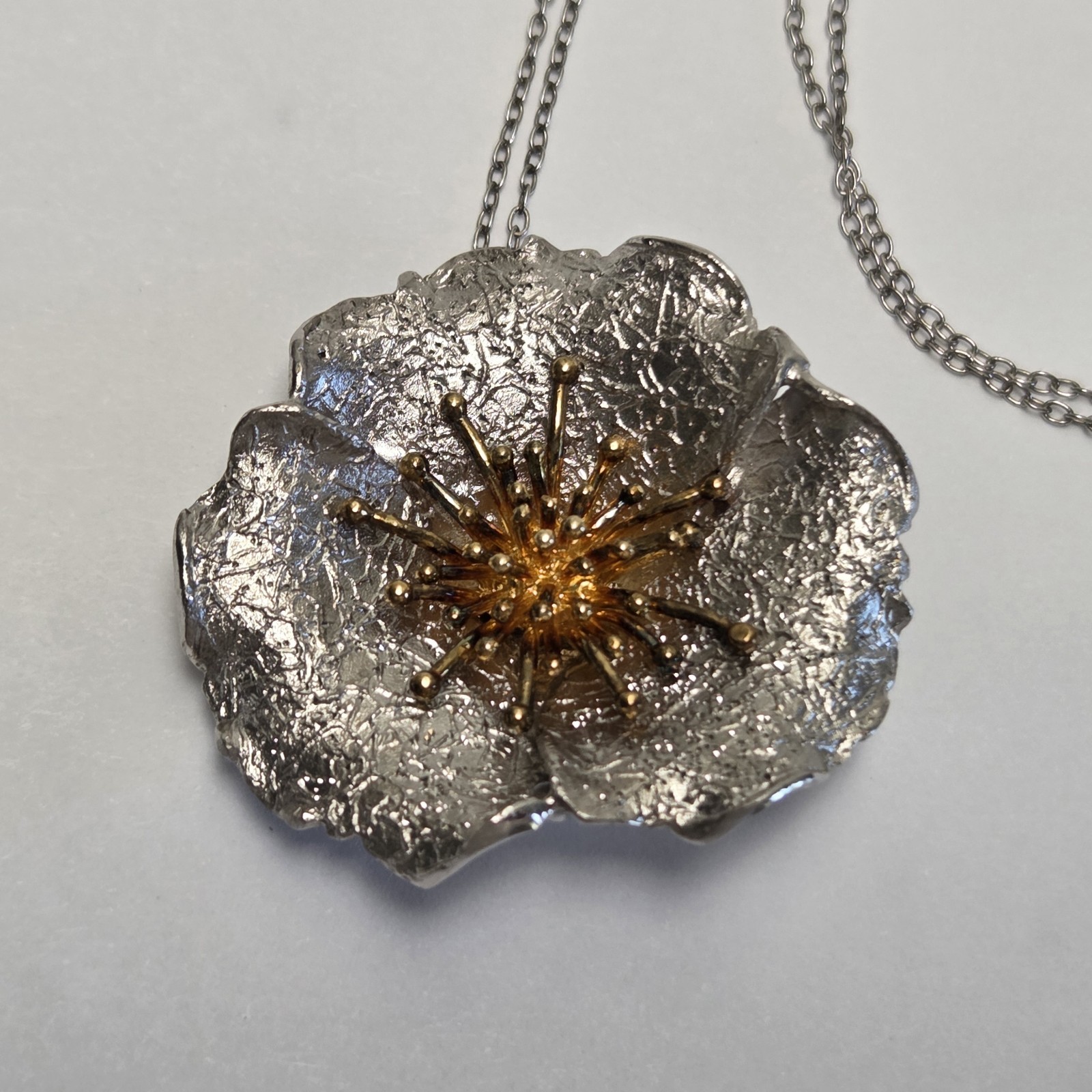 JCM Sterling Silver 925 Gold Tone Hibiscus Flower Pendant Necklace 9.65g Italy