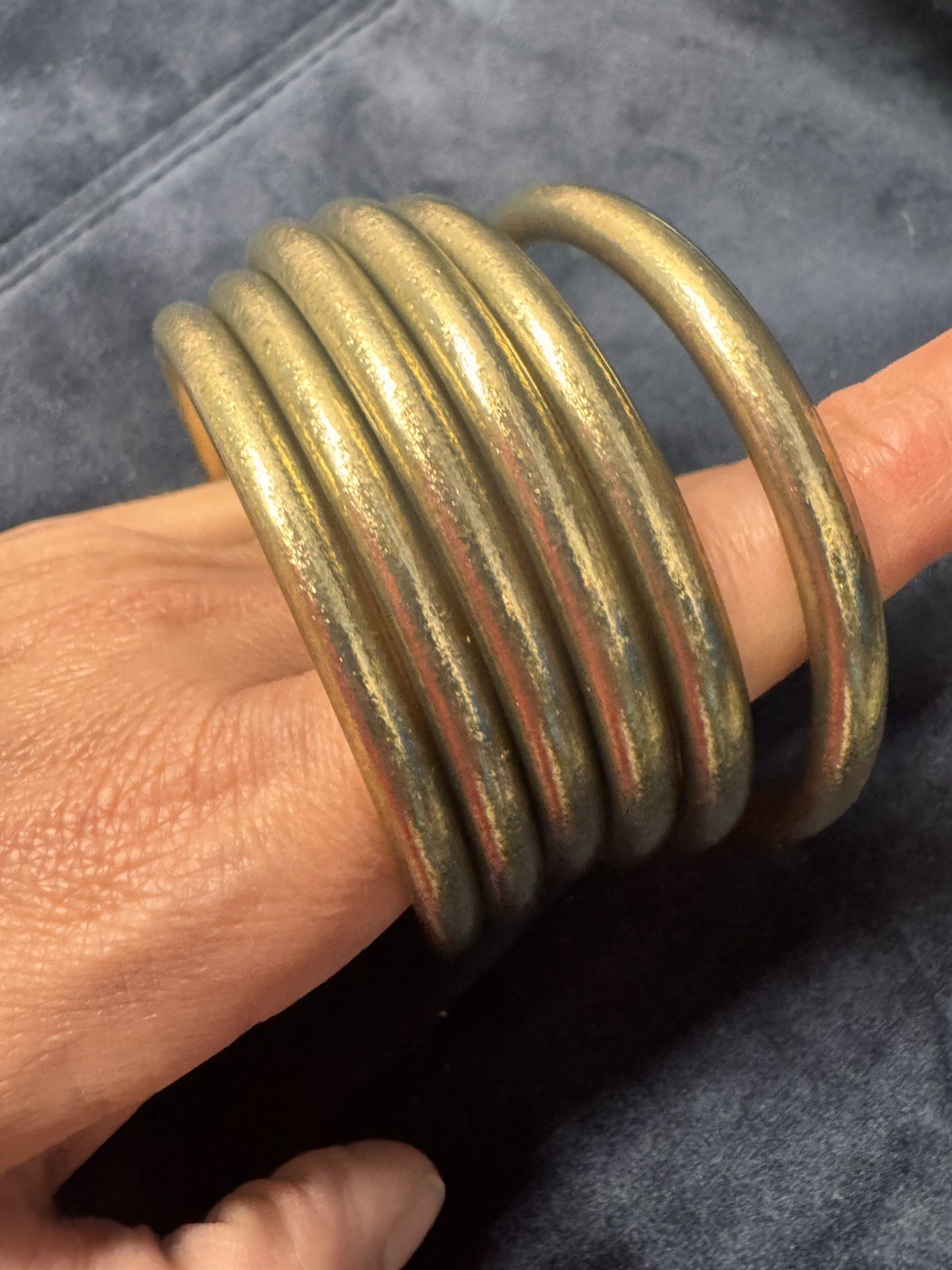 ✨Budha Girl Etoile bangles set of 6 All Weather Bands -Size medium✨