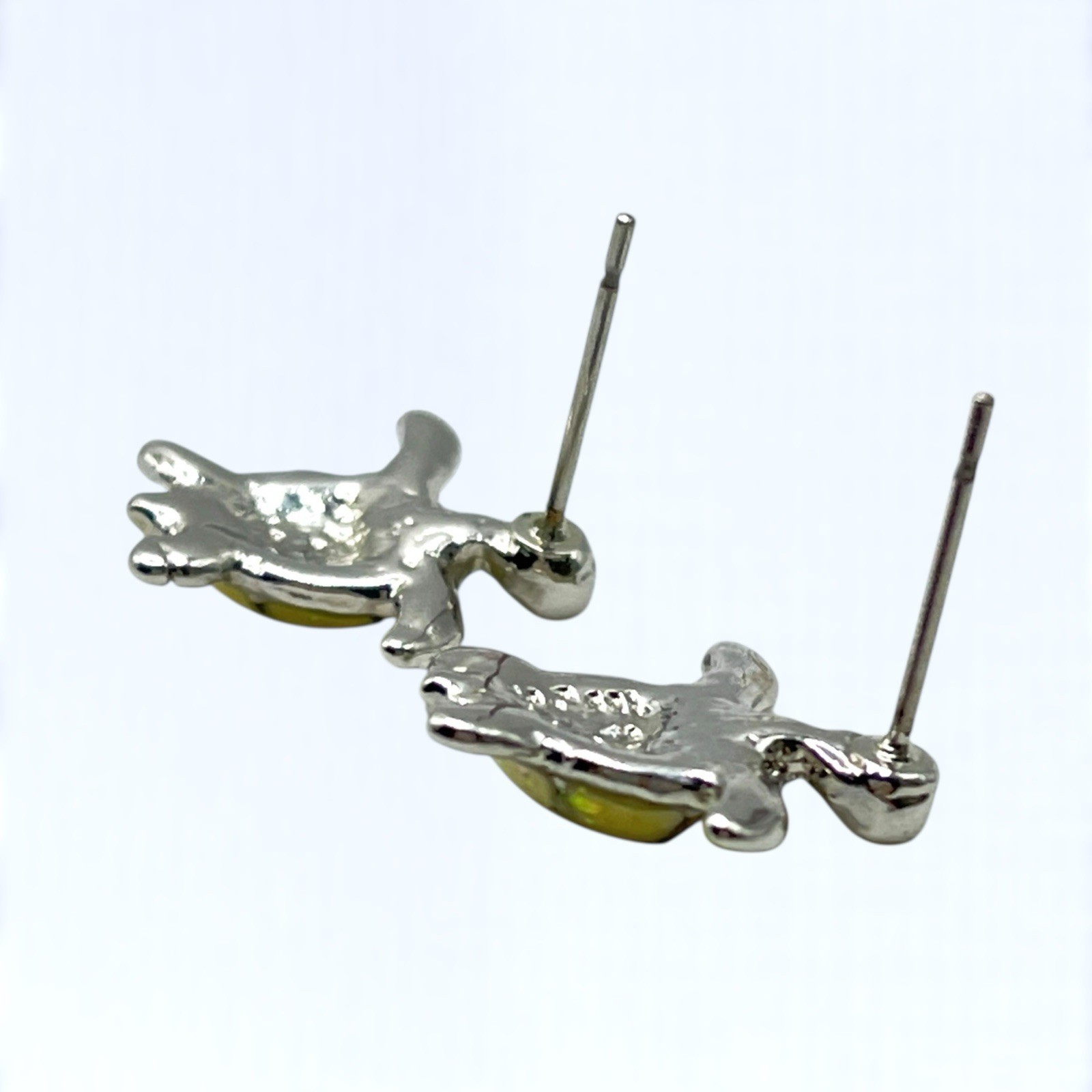 Sea Turtle Earrings Stud Silver Tone Cream Glitter Inlay Beach Tropical Vacation