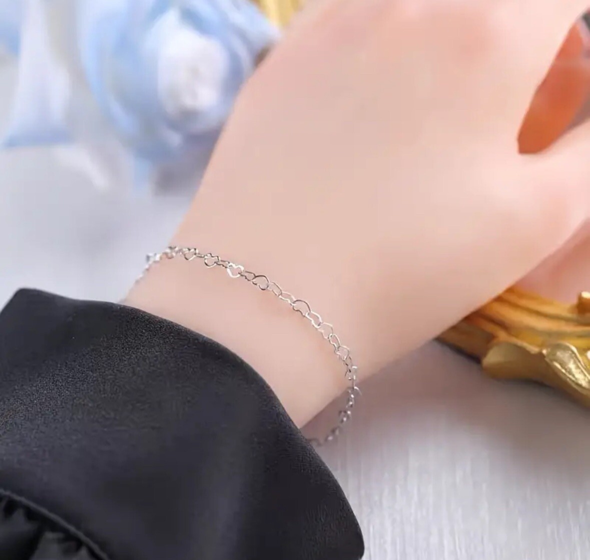 Boutique Simple Dainty Heart Women’s Silver Plated Adjustable Bracelet 🎀